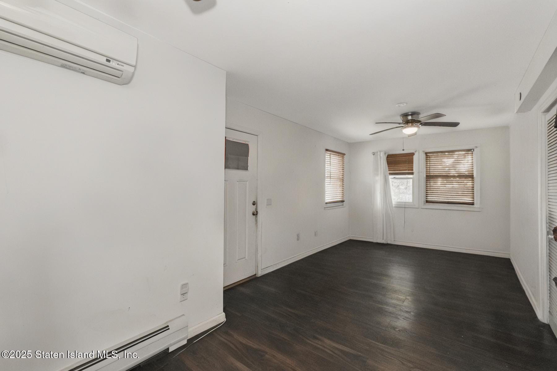 47 Center Place Image 4