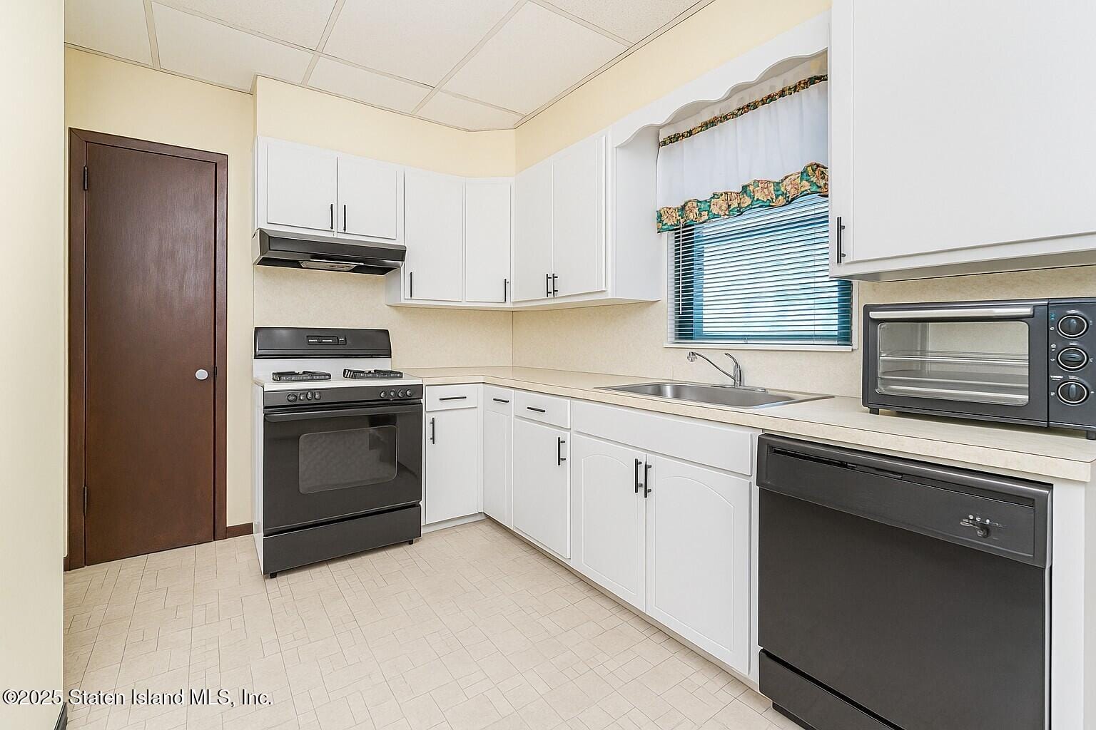 78 Burnside Avenue, Staten Island, NY, 10302 image 11