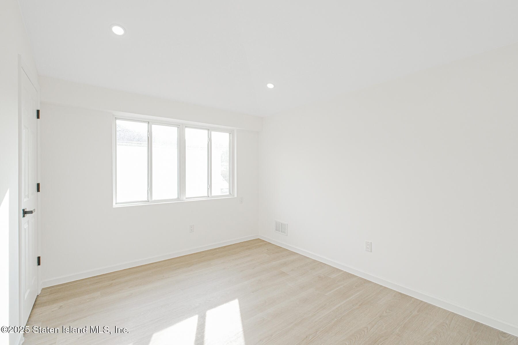 331 Union Avenue, Staten Island, NY, 10303 image 17