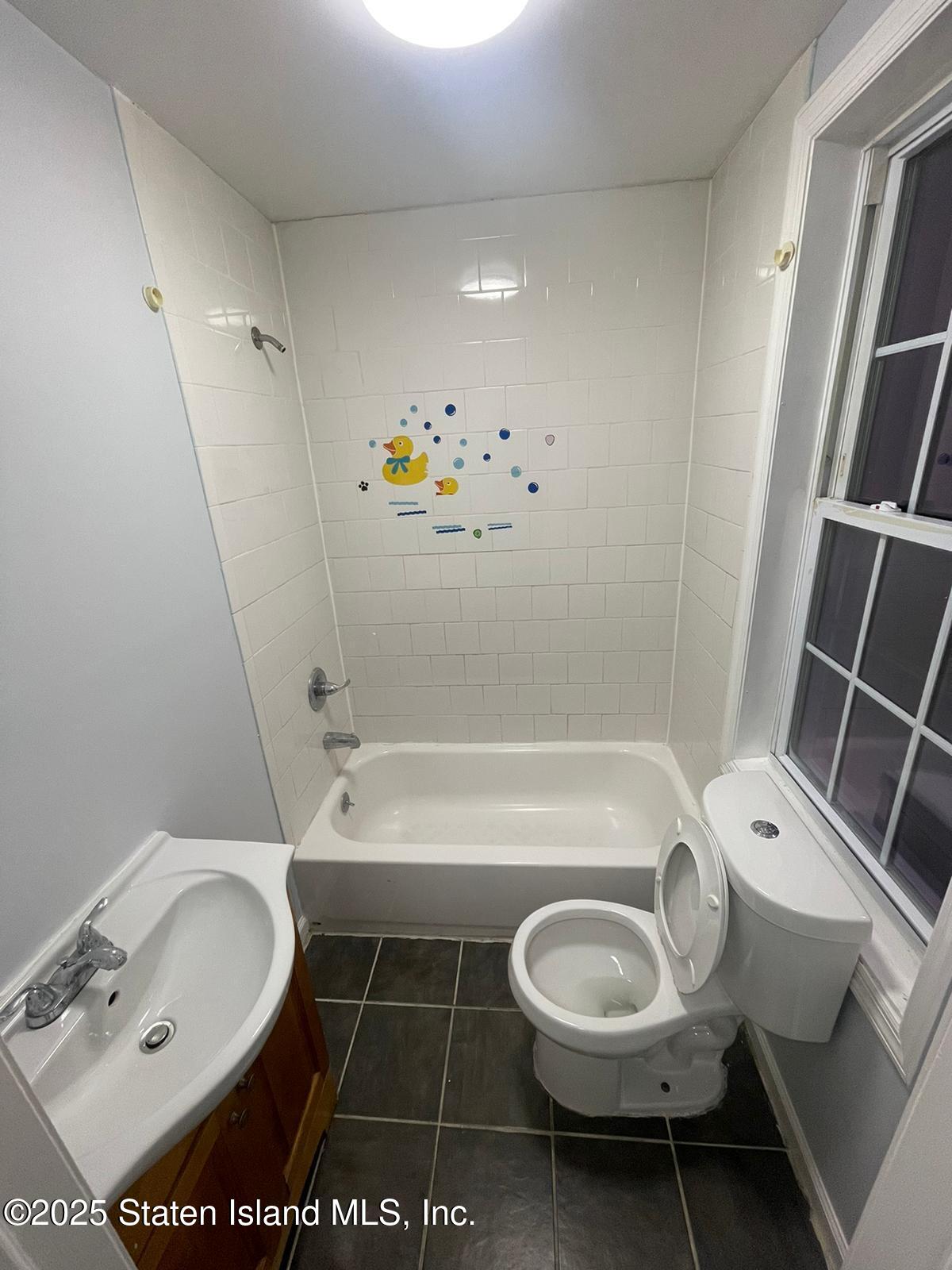 601 Richmond Road, Staten Island, NY, 10304 image 7