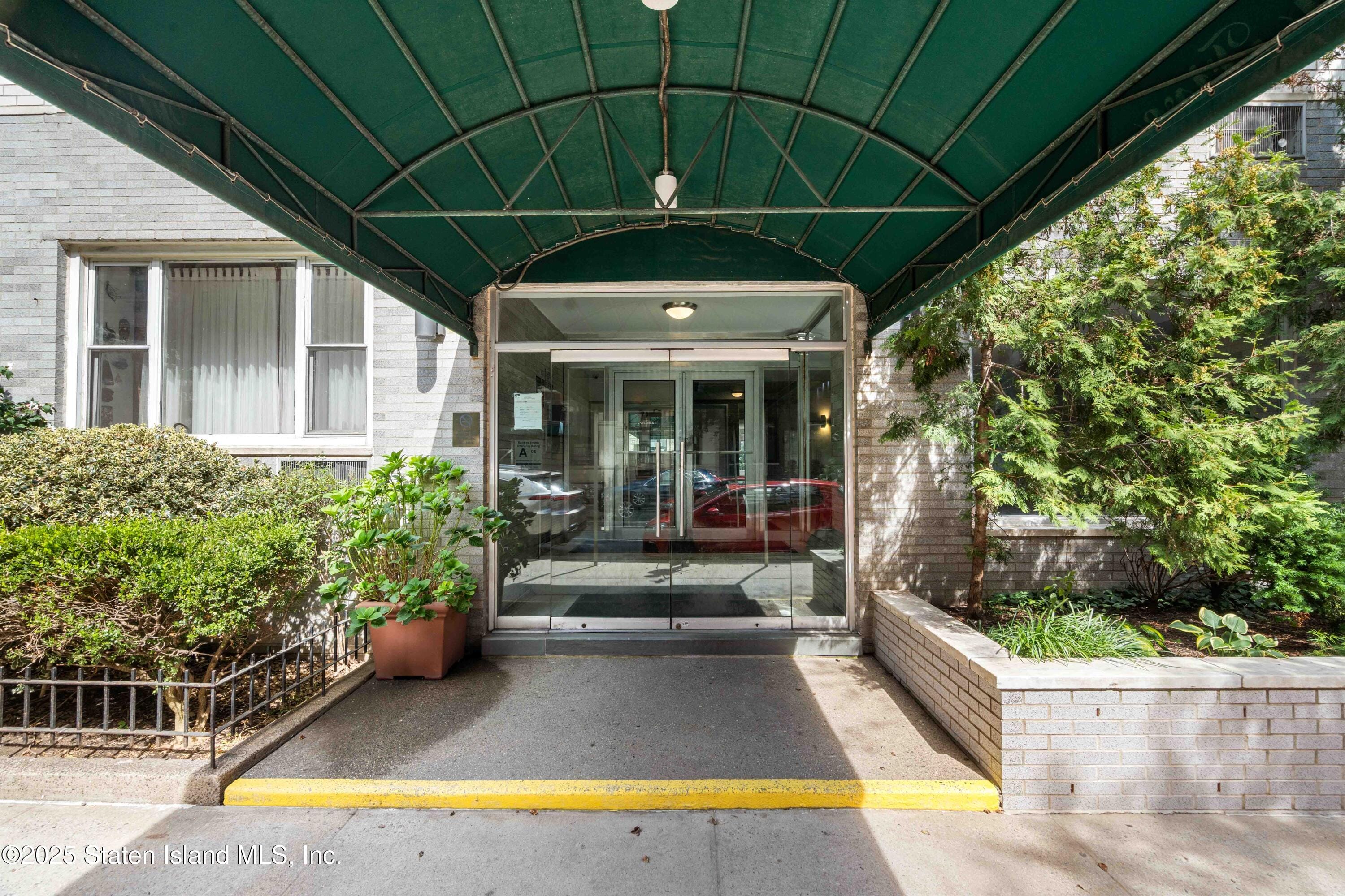 435 E 77th Street 4h Image 4