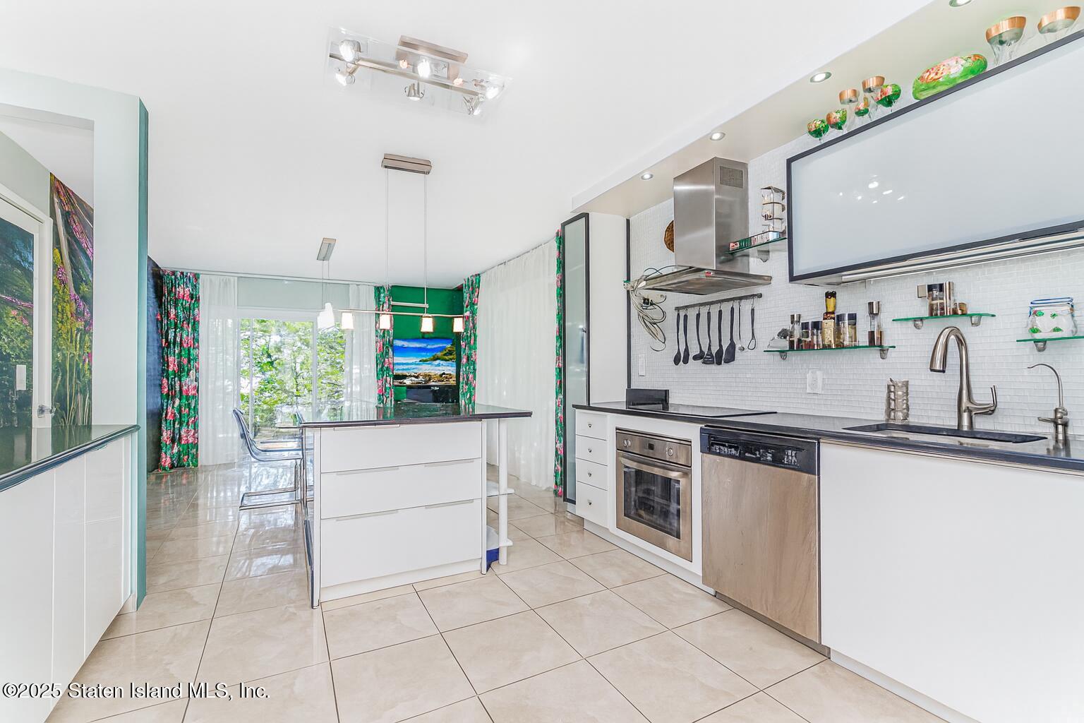 75 Longview Road, Staten Island, NY, 10304 image 16