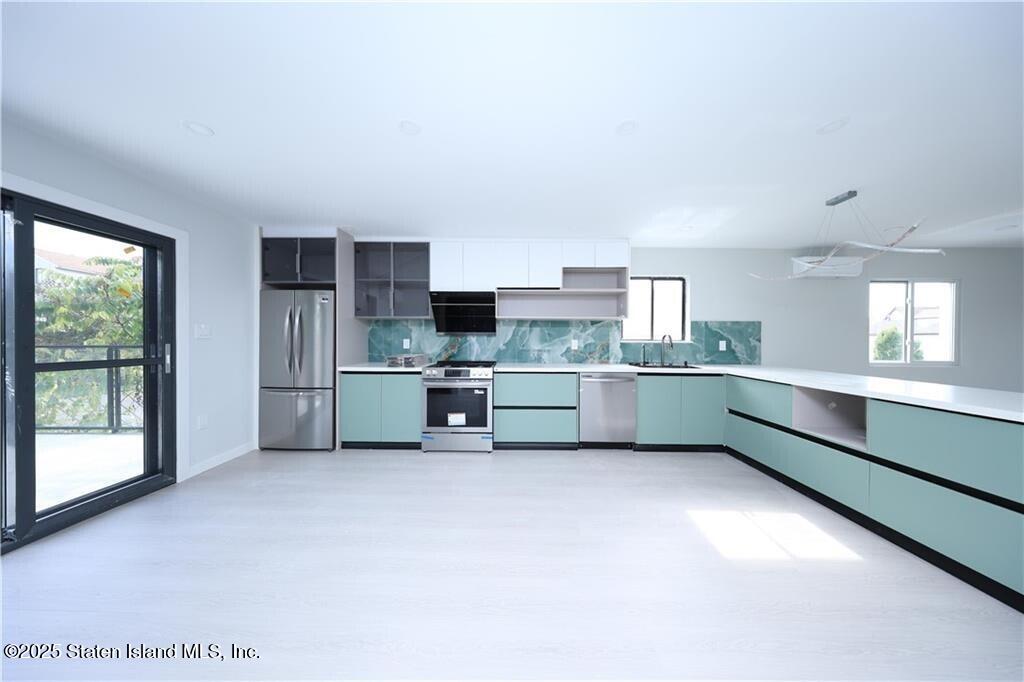 49 Gadsen Place Image 4