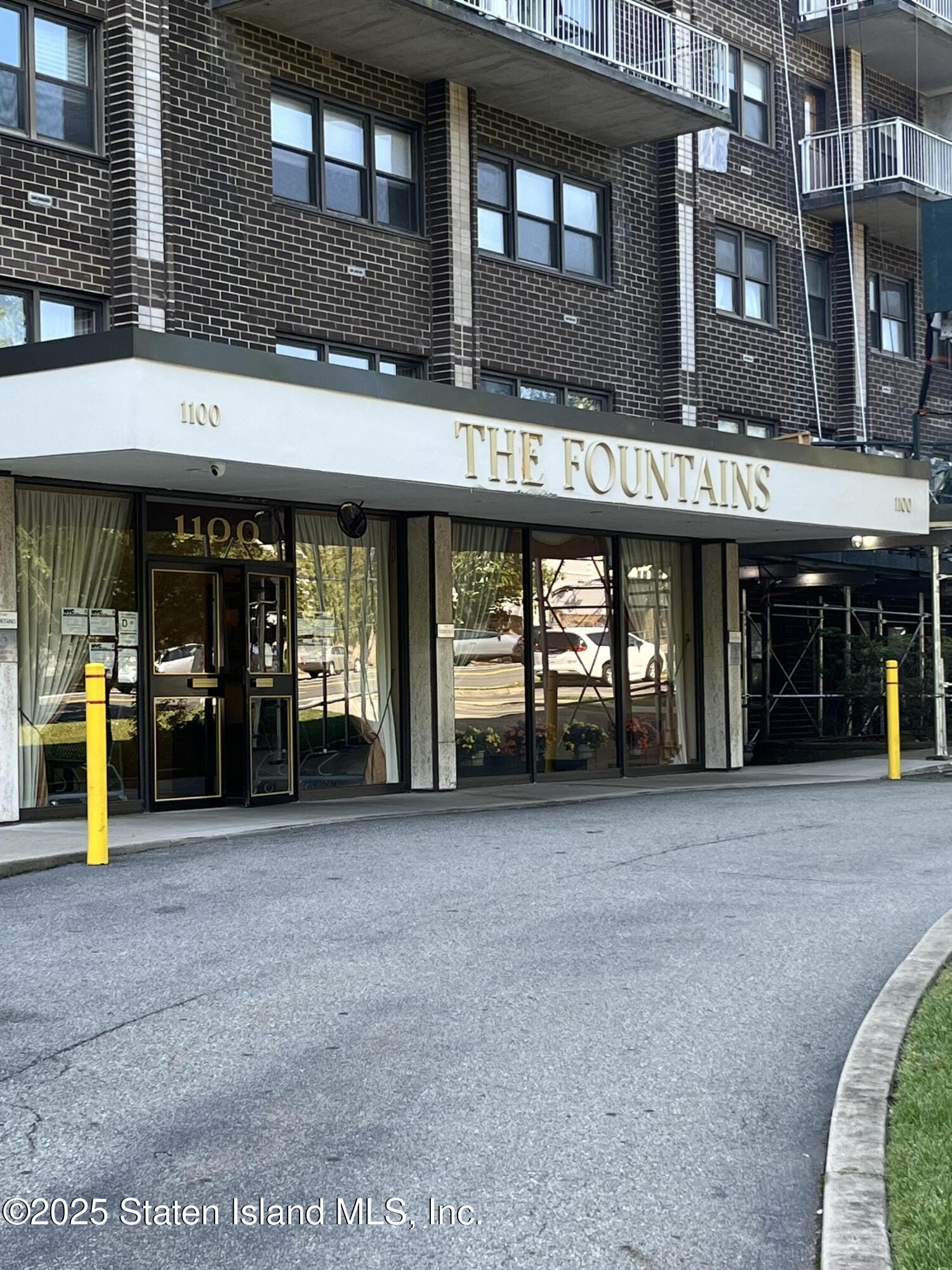 1100 Clove Road 3c Image 5