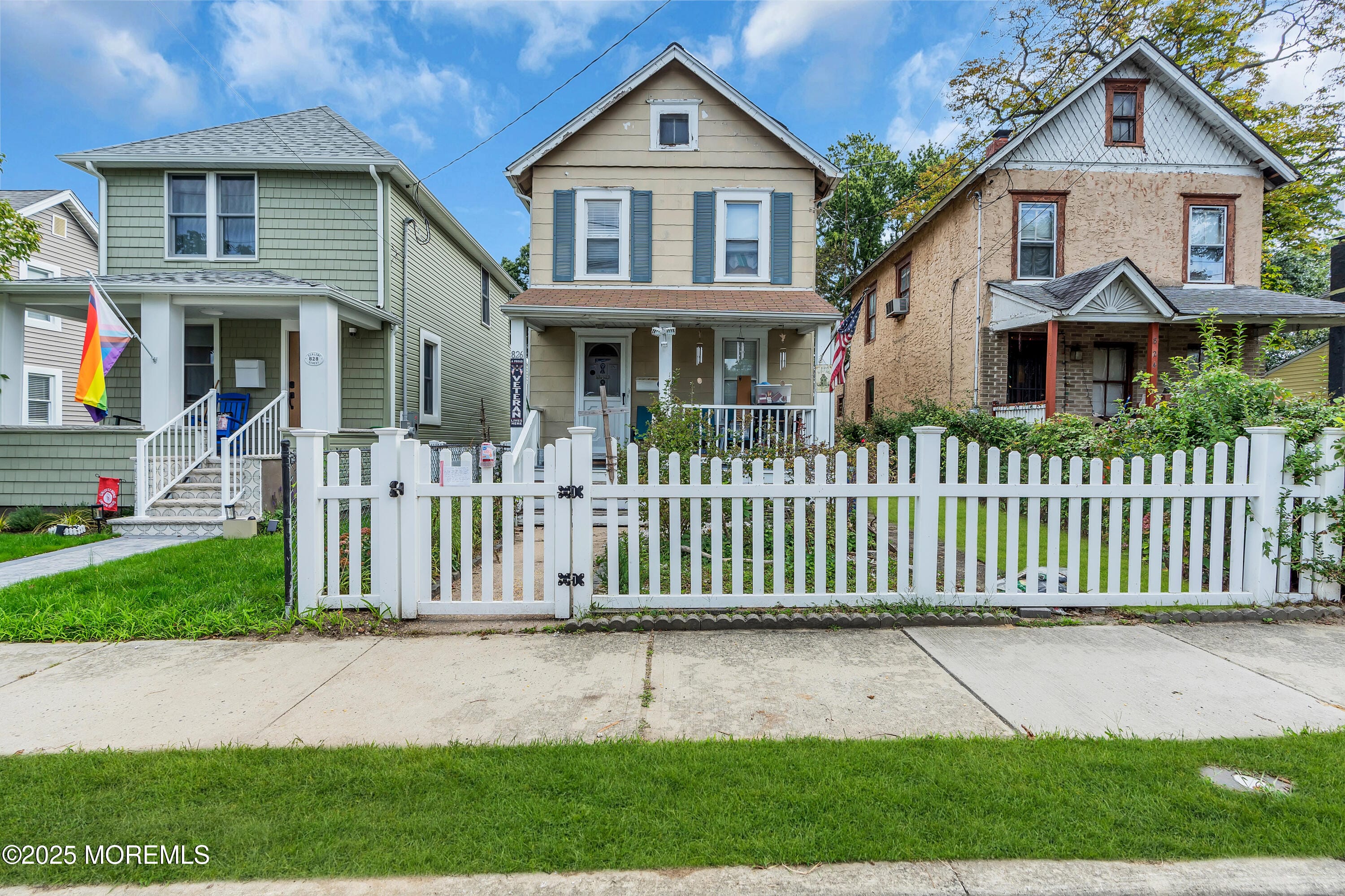 826 Dunlewy Street Image 4