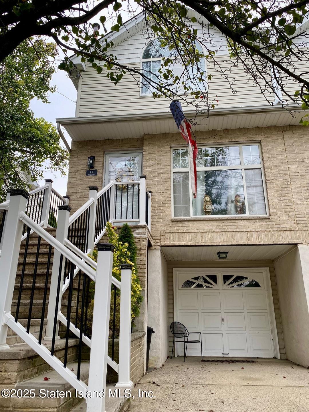 11 Jessica Lane Image 1