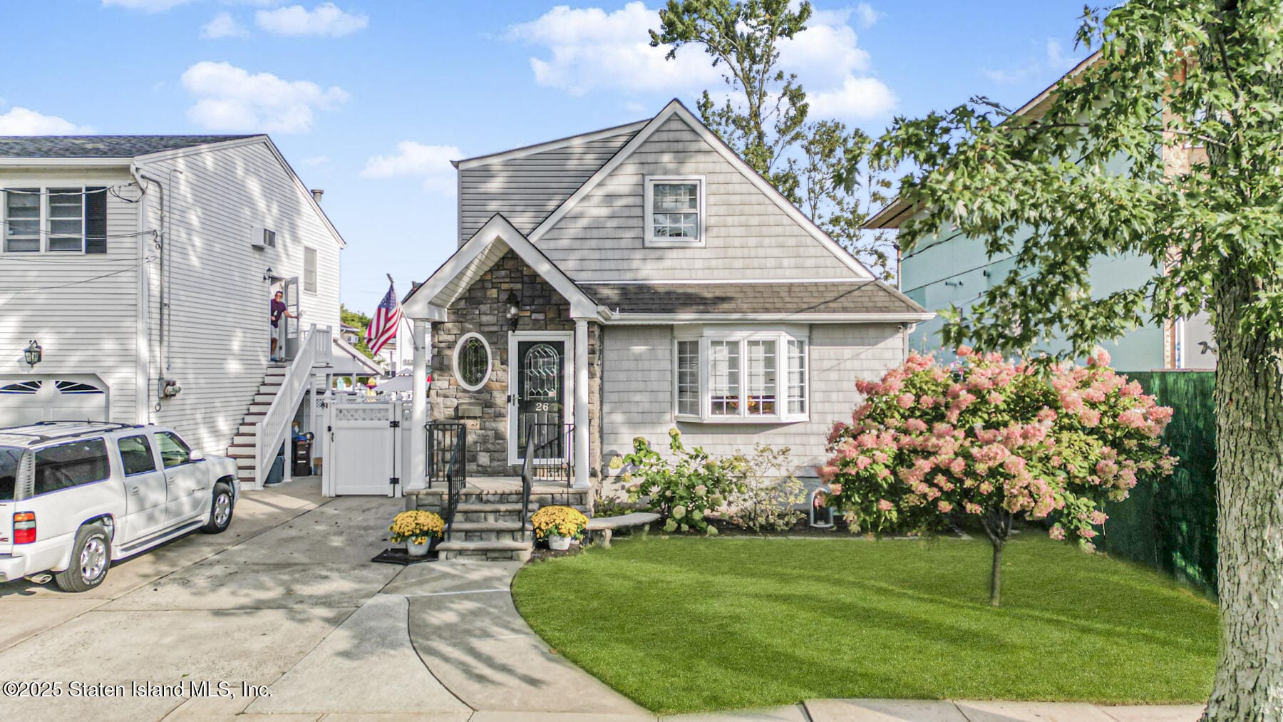 26 Buffington Avenue Image 1