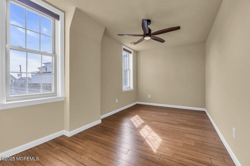 10 South Street, Sea Bright, NJ, 07760 image 32