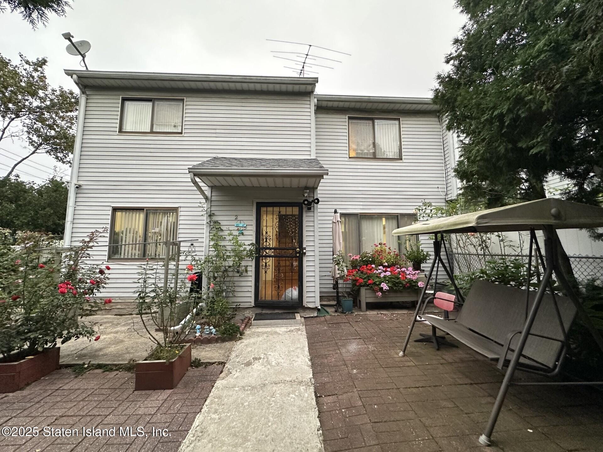 215 Pierce Street, Staten Island, NY, 10304
