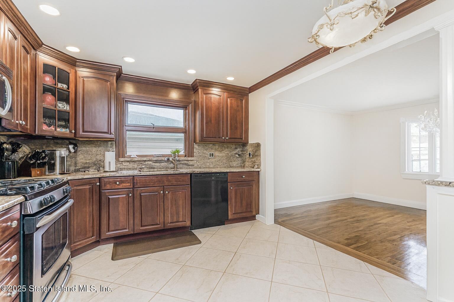 260 Thomas Street, Staten Island, NY, 10306 image 13
