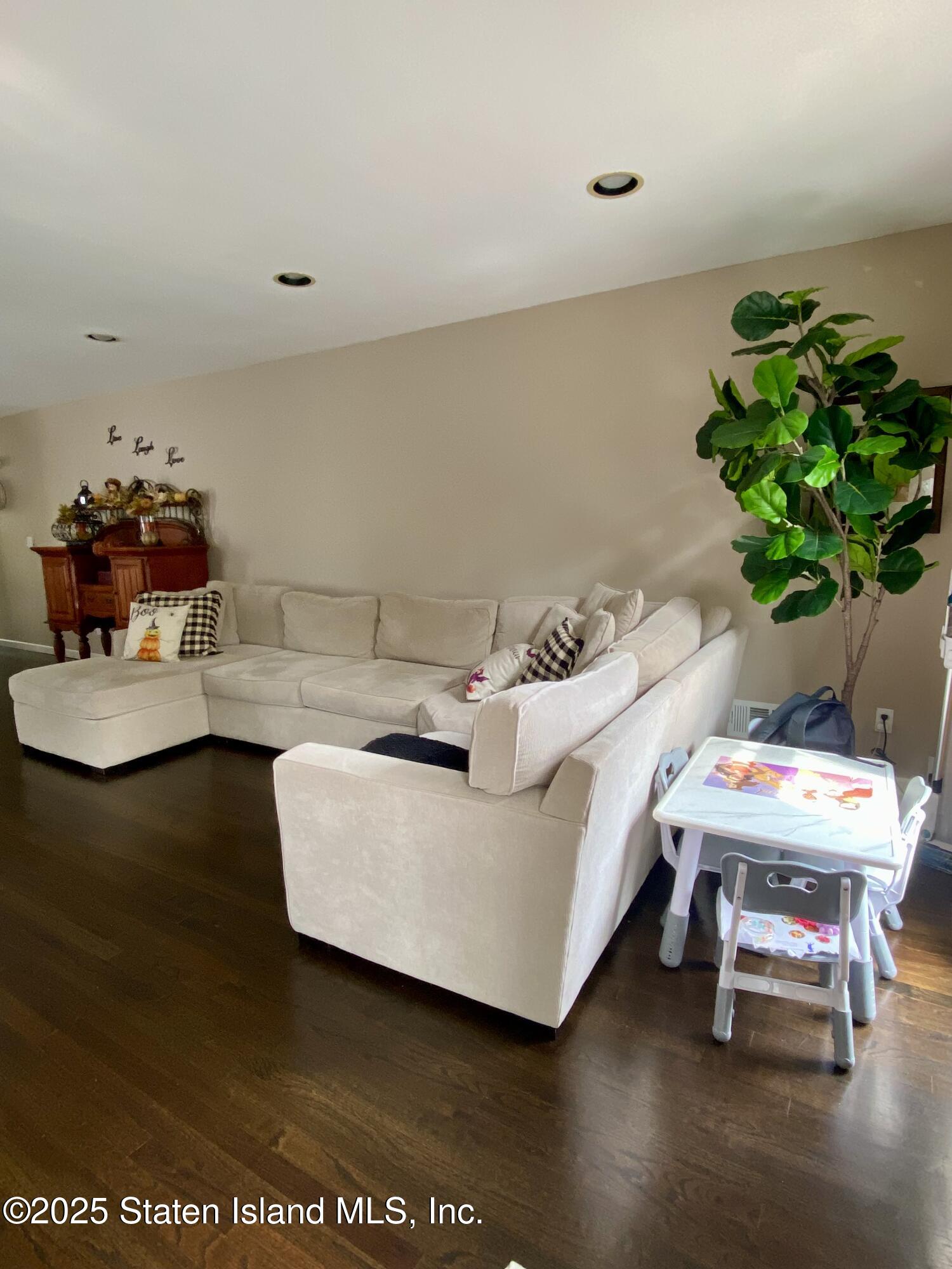 11 Jessica Lane, Staten Island, NY, 10309 image 6