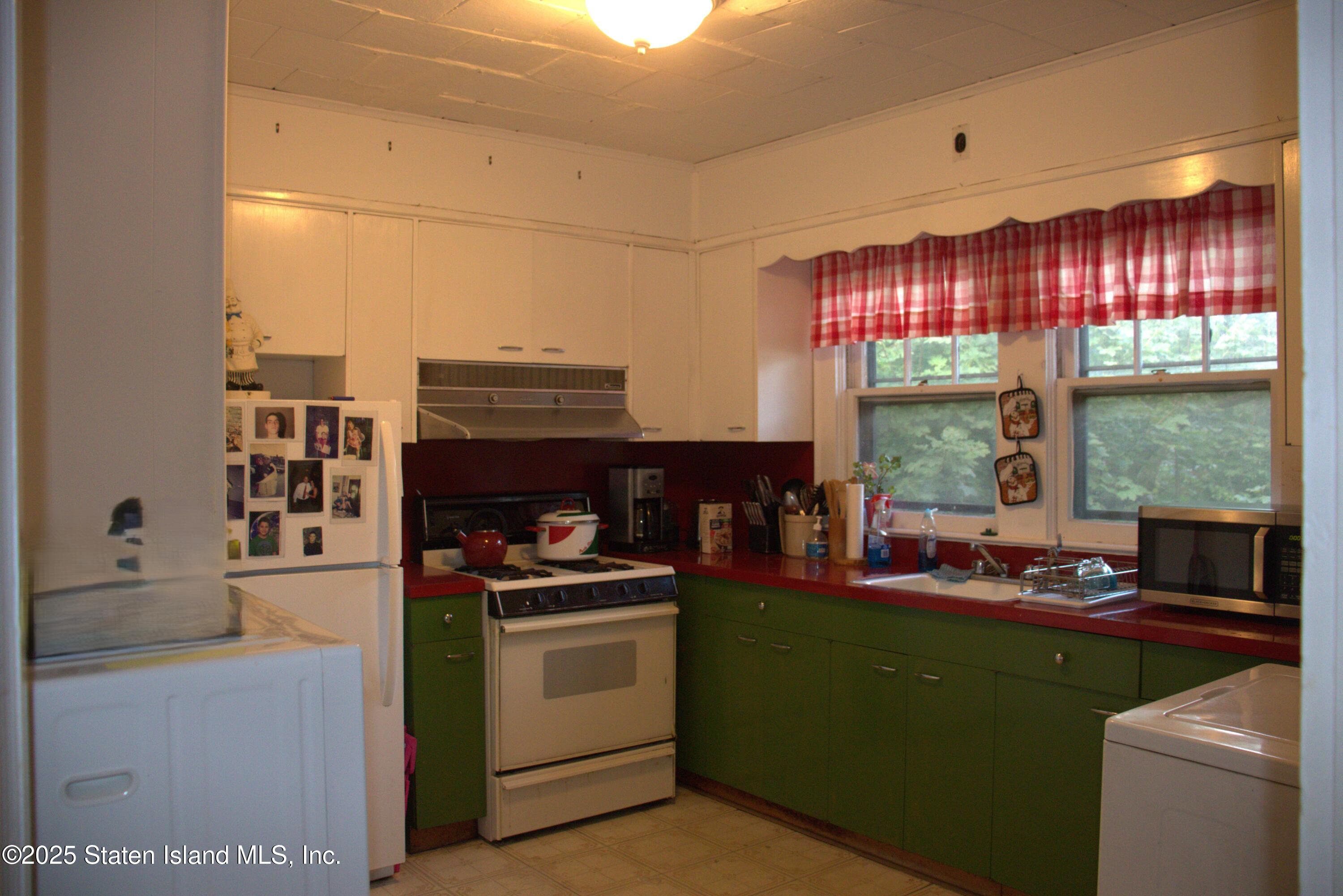 59 Gibson Avenue, Staten Island, NY, 10308 image 13