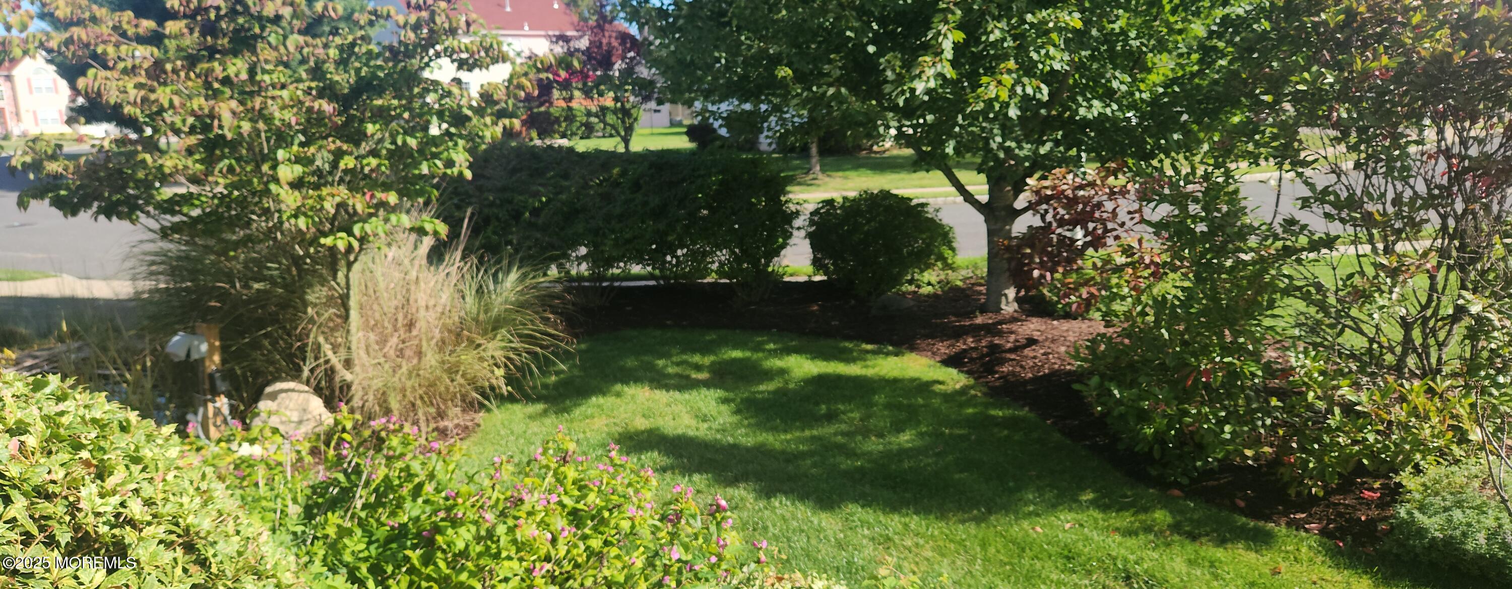 216 Fairway Lane Image 2