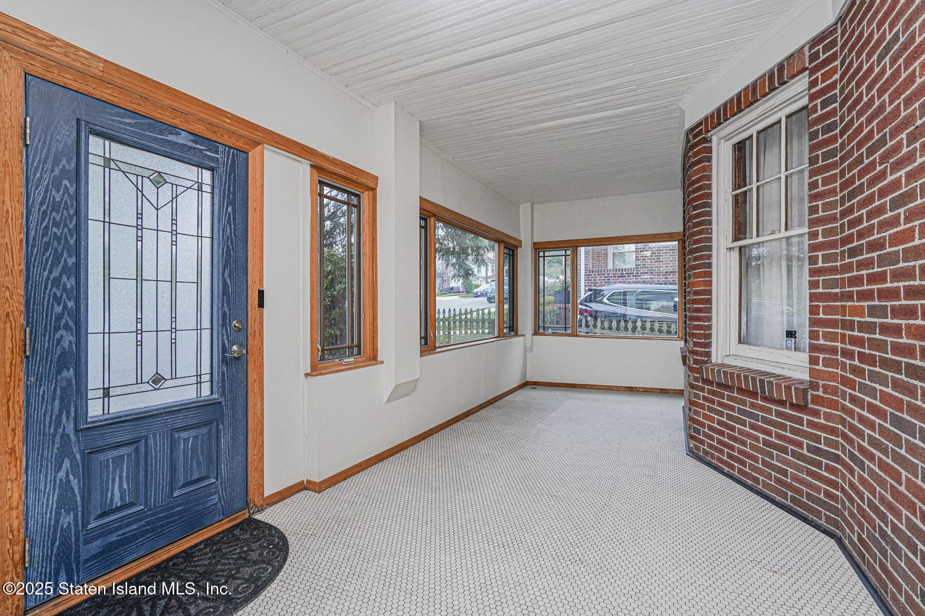 115 Oxford Place Image 3