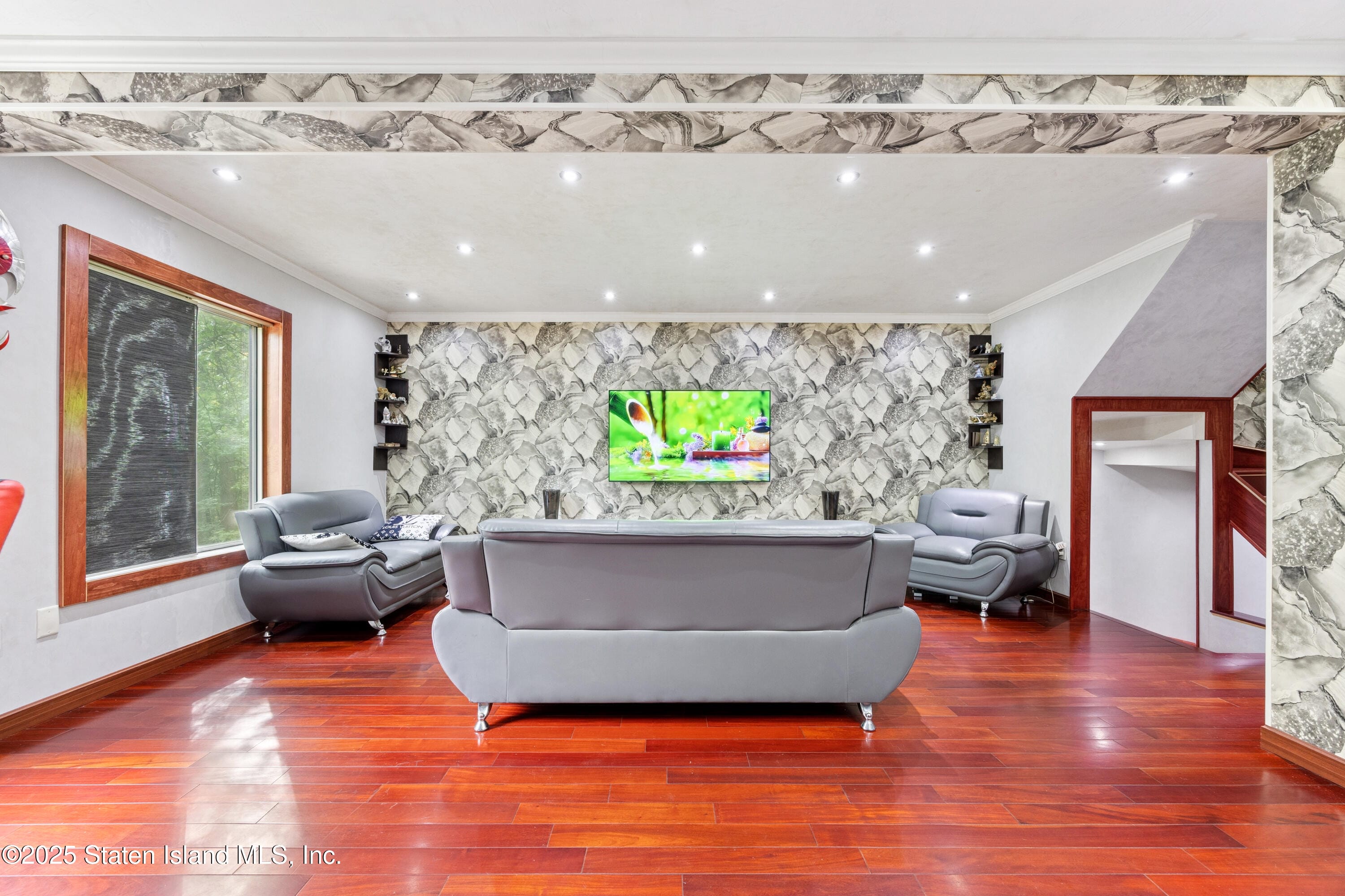 192 Ilyssa Way Image 2