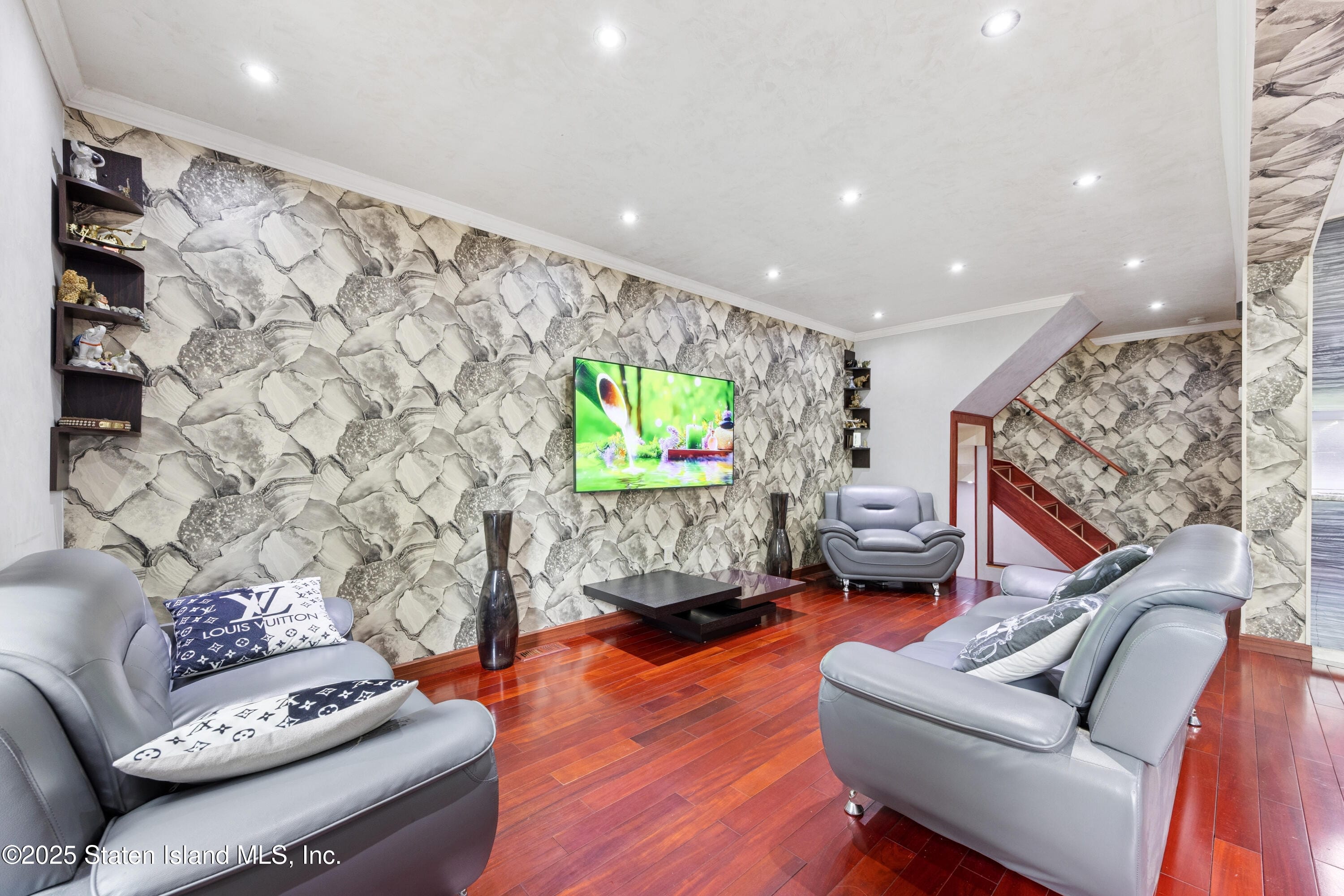 192 Ilyssa Way Image 3