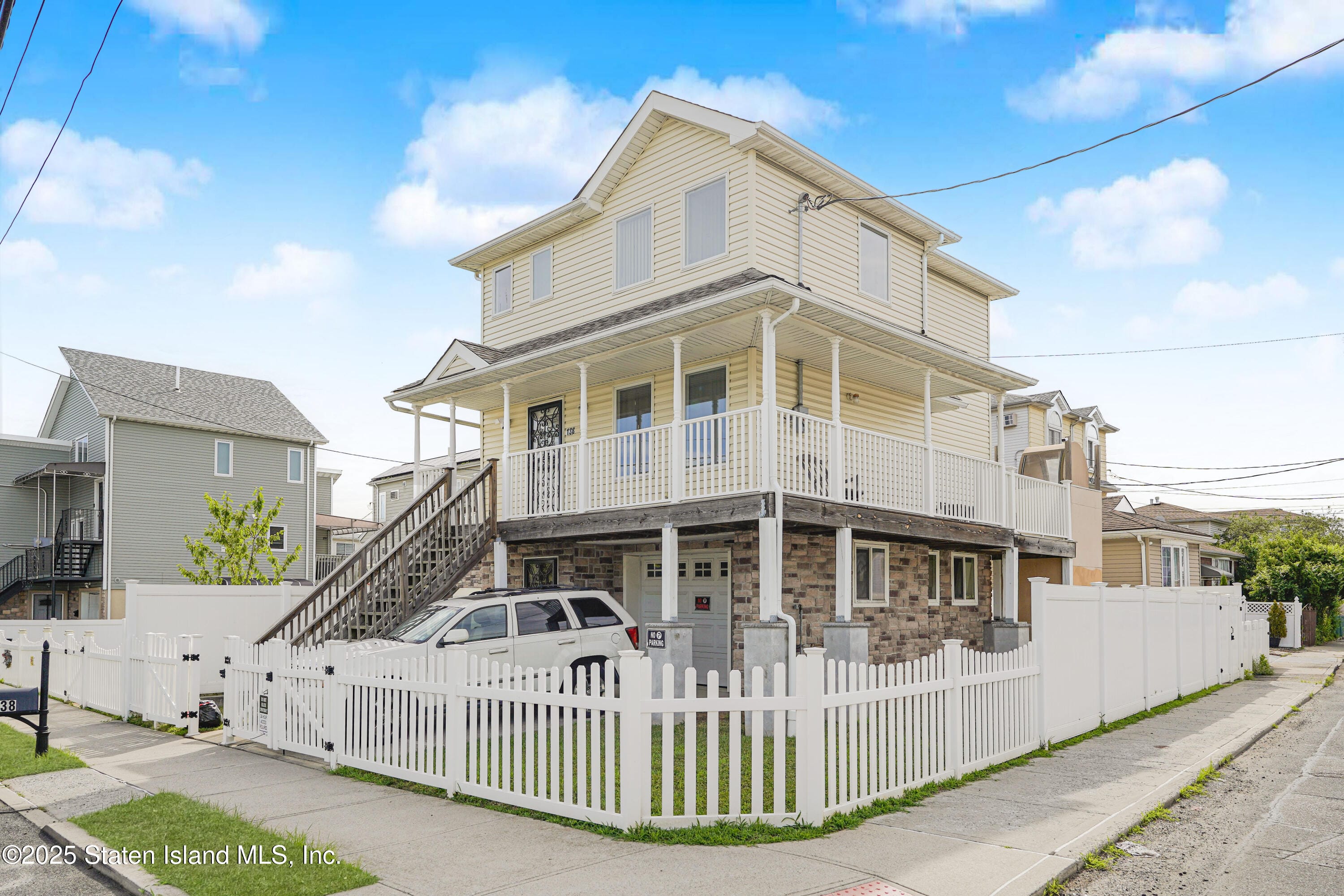 138 Boundary Avenue Image 2