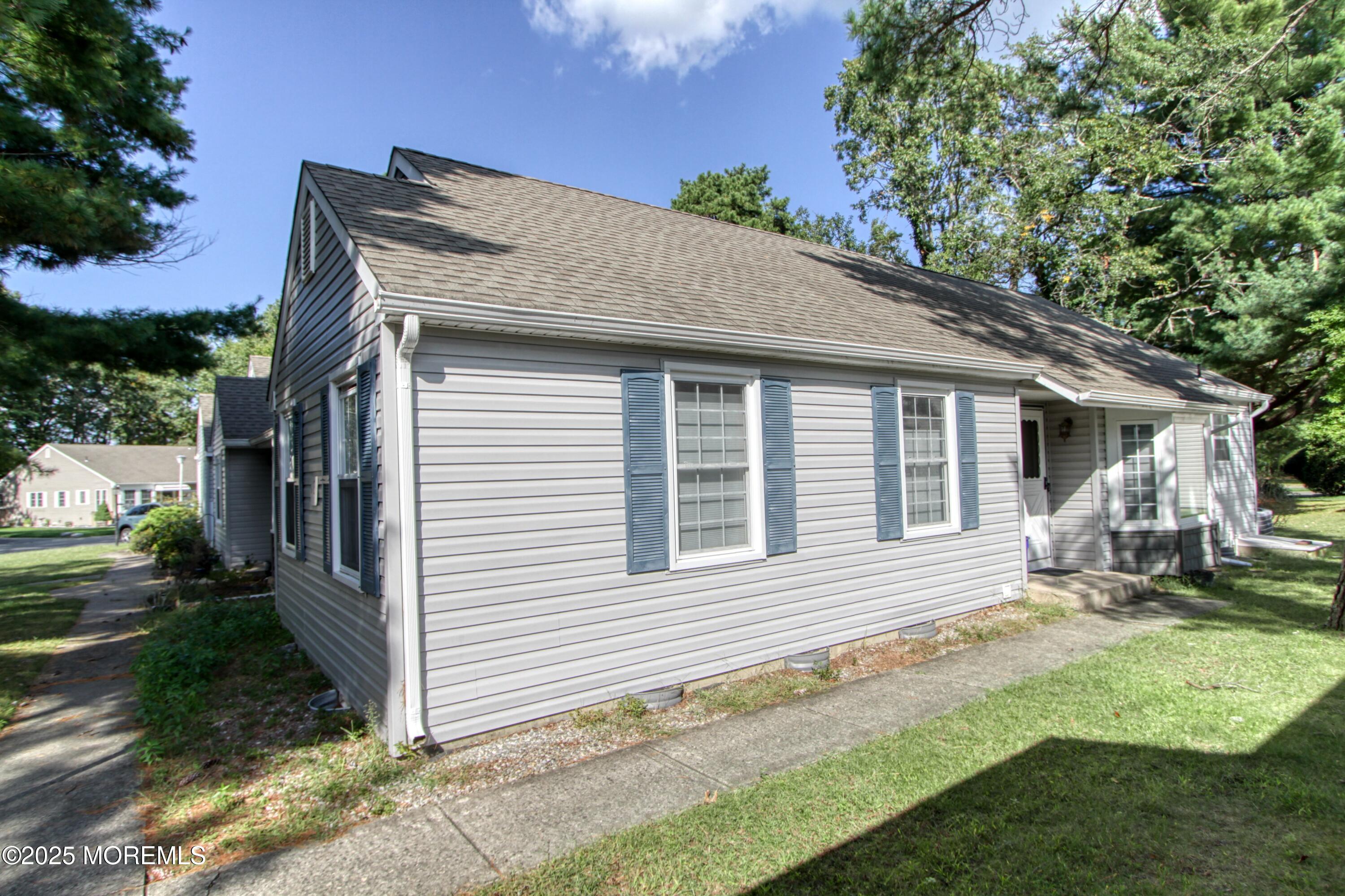 2 Swift Circle C, Whiting, NJ, 08759 image 12