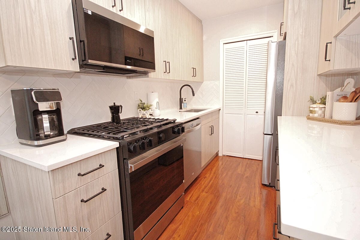 549 Correll Avenue, Staten Island, NY, 10309 image 6