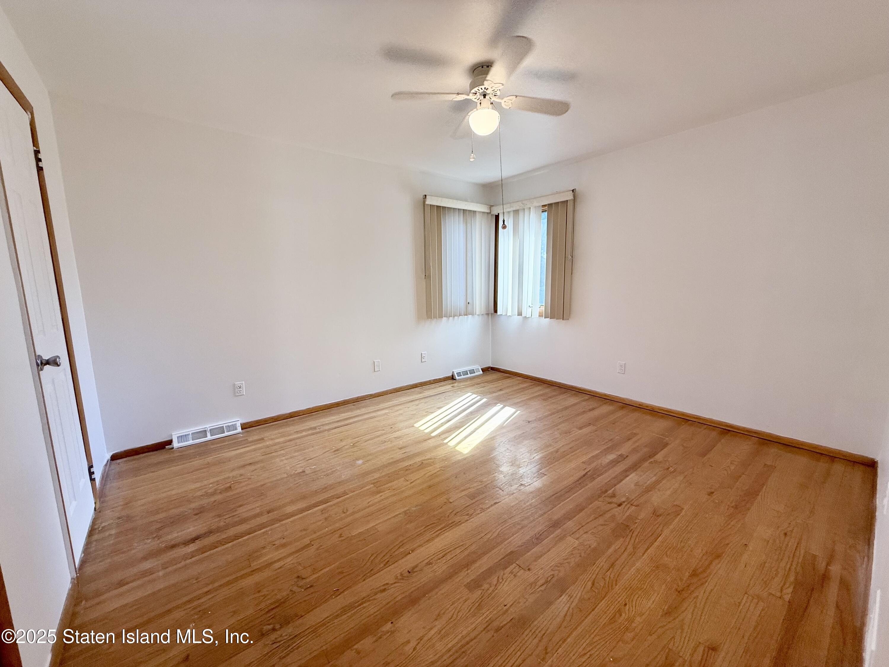 232 Robinson Avenue, Staten Island, NY, 10312 image 12