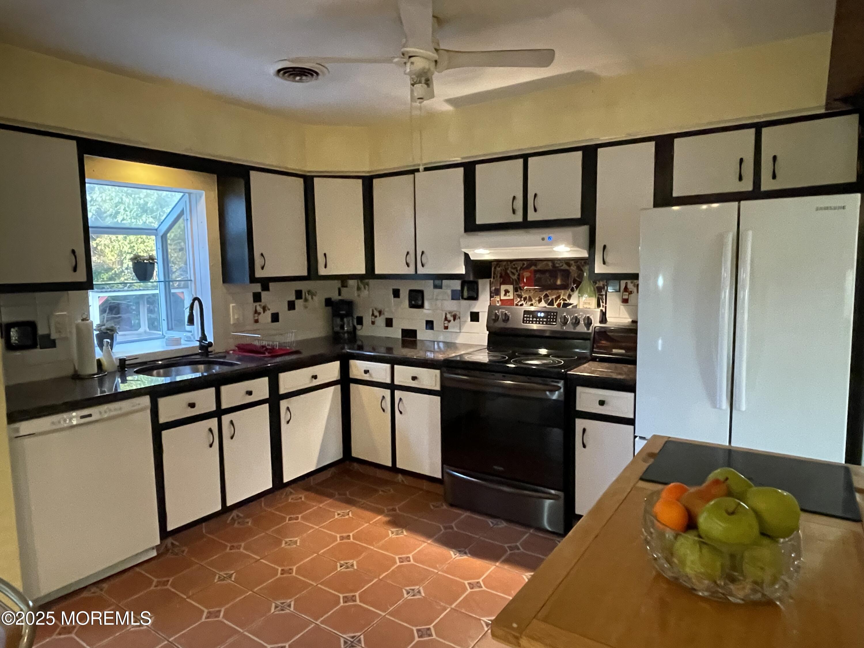 10 Woodbury Court, Toms River, NJ, 08757 image 10