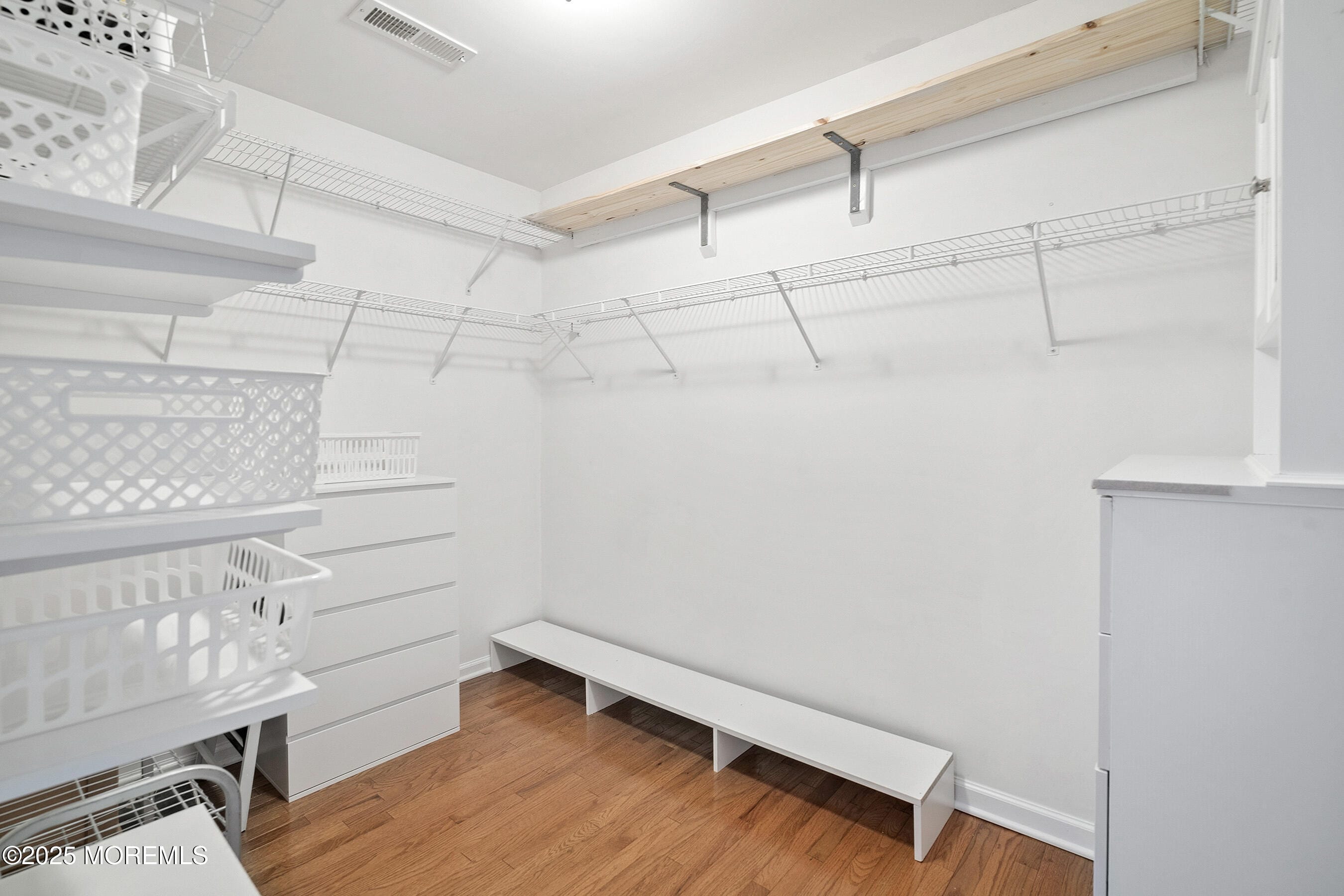 6 New Castle Street, Farmingdale, NJ, 07727 image 18