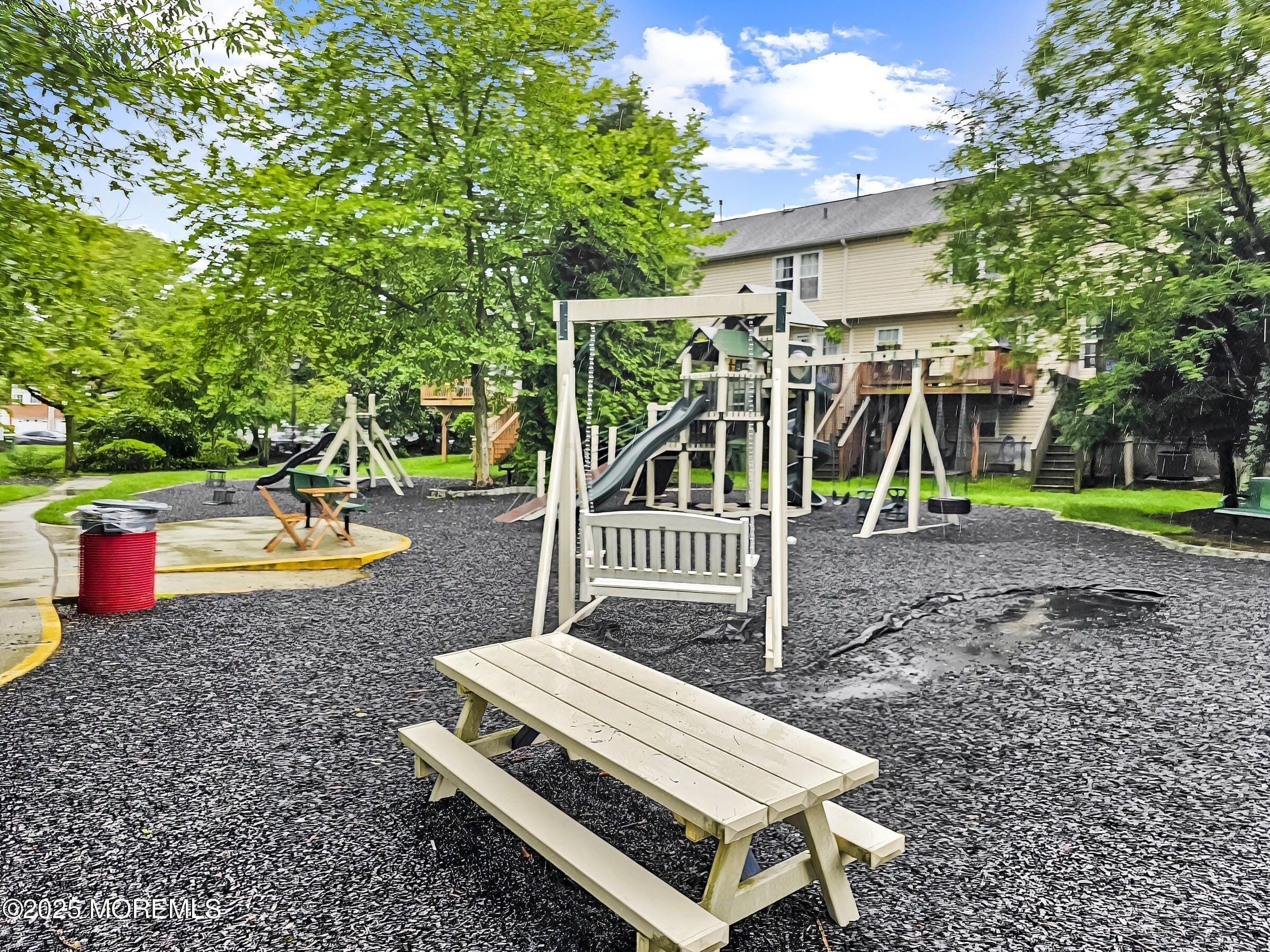6 New Castle Street, Farmingdale, NJ, 07727 image 23