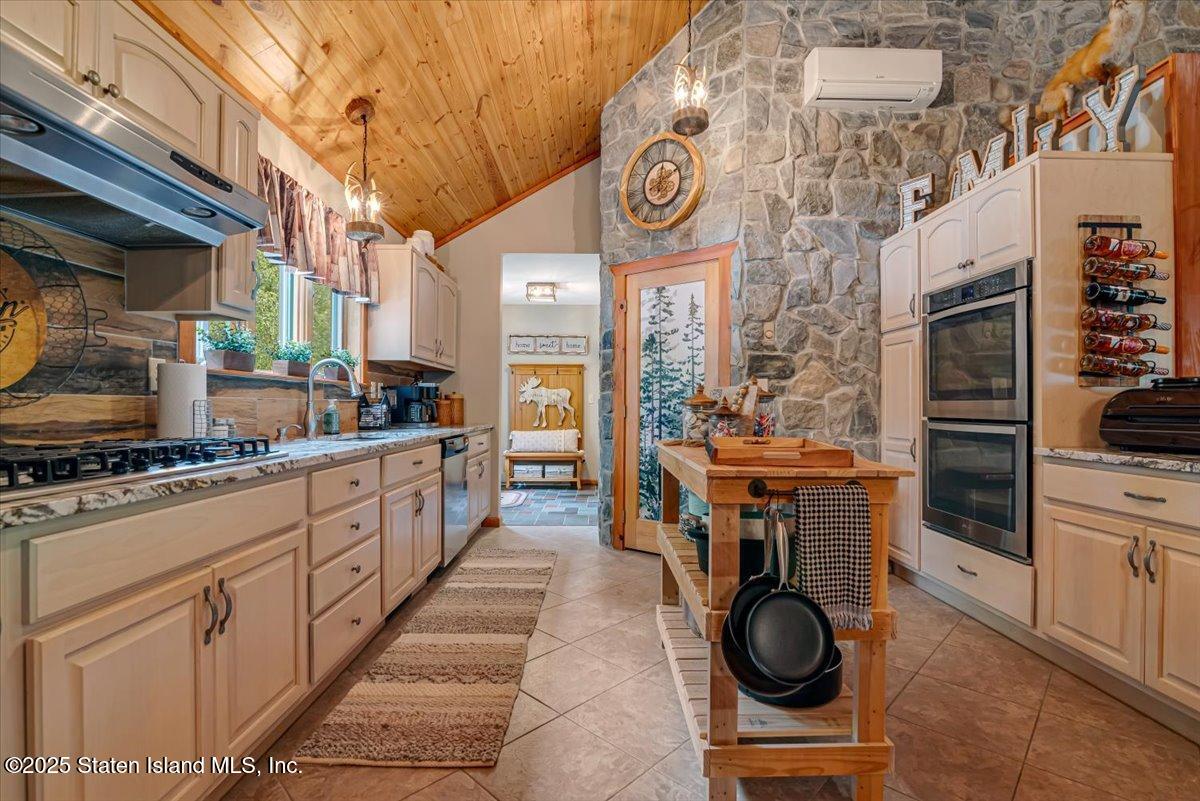 134 Split Rock Road, Delaware, PA, 18328 image 23