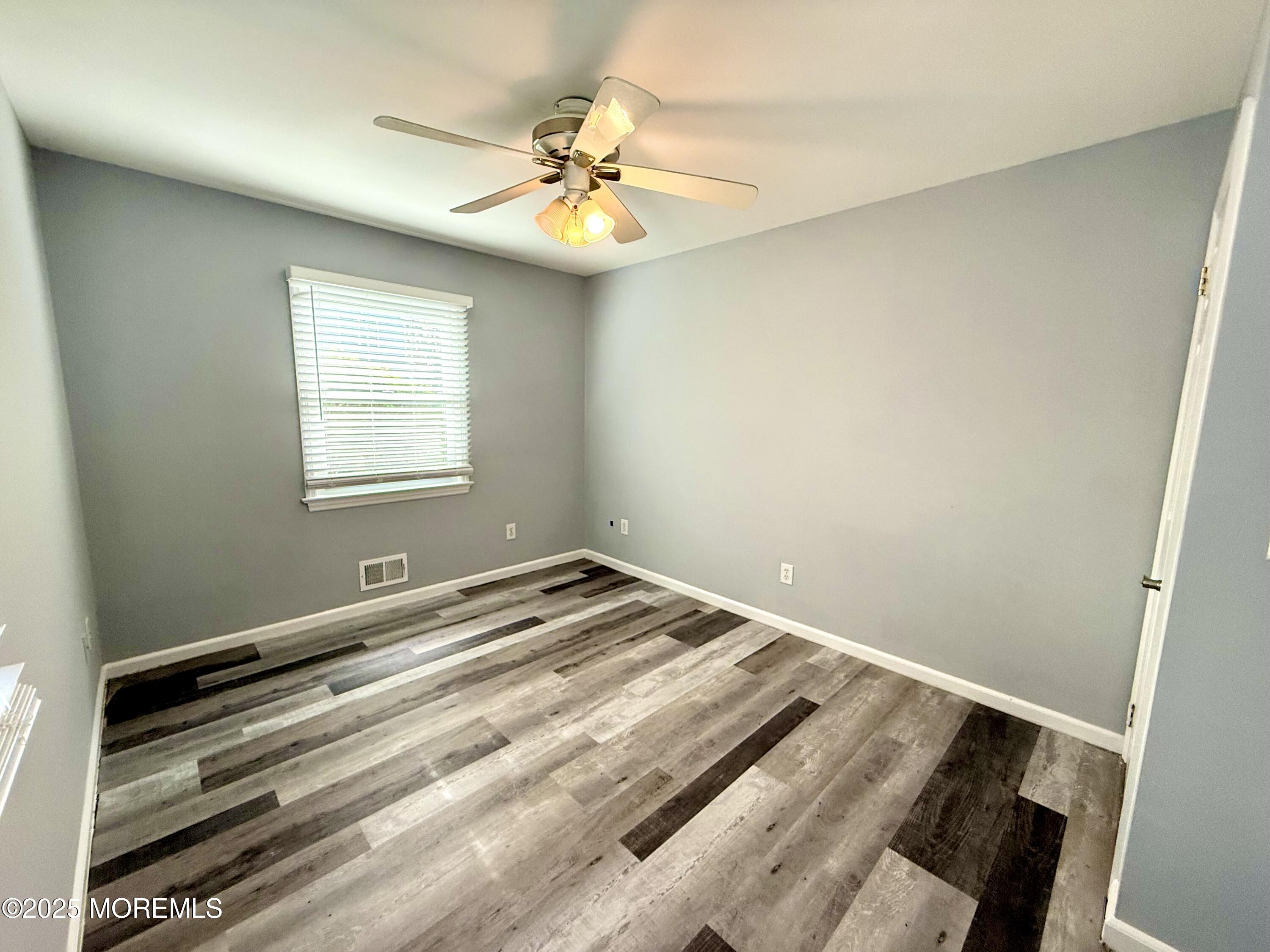 752 Leeward Avenue, Beachwood, NJ, 08722 image 16