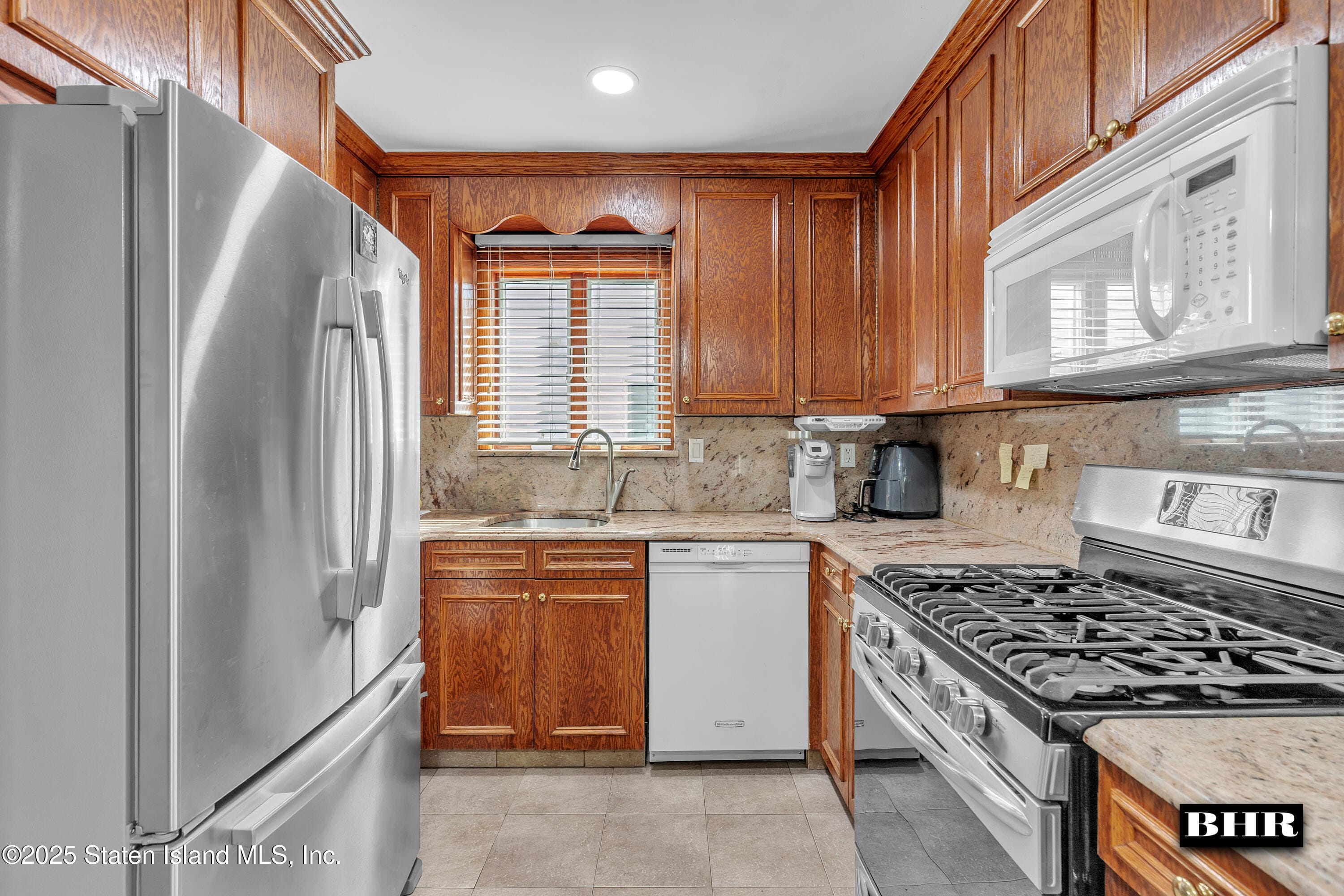 6 Mulberry Avenue Image 5