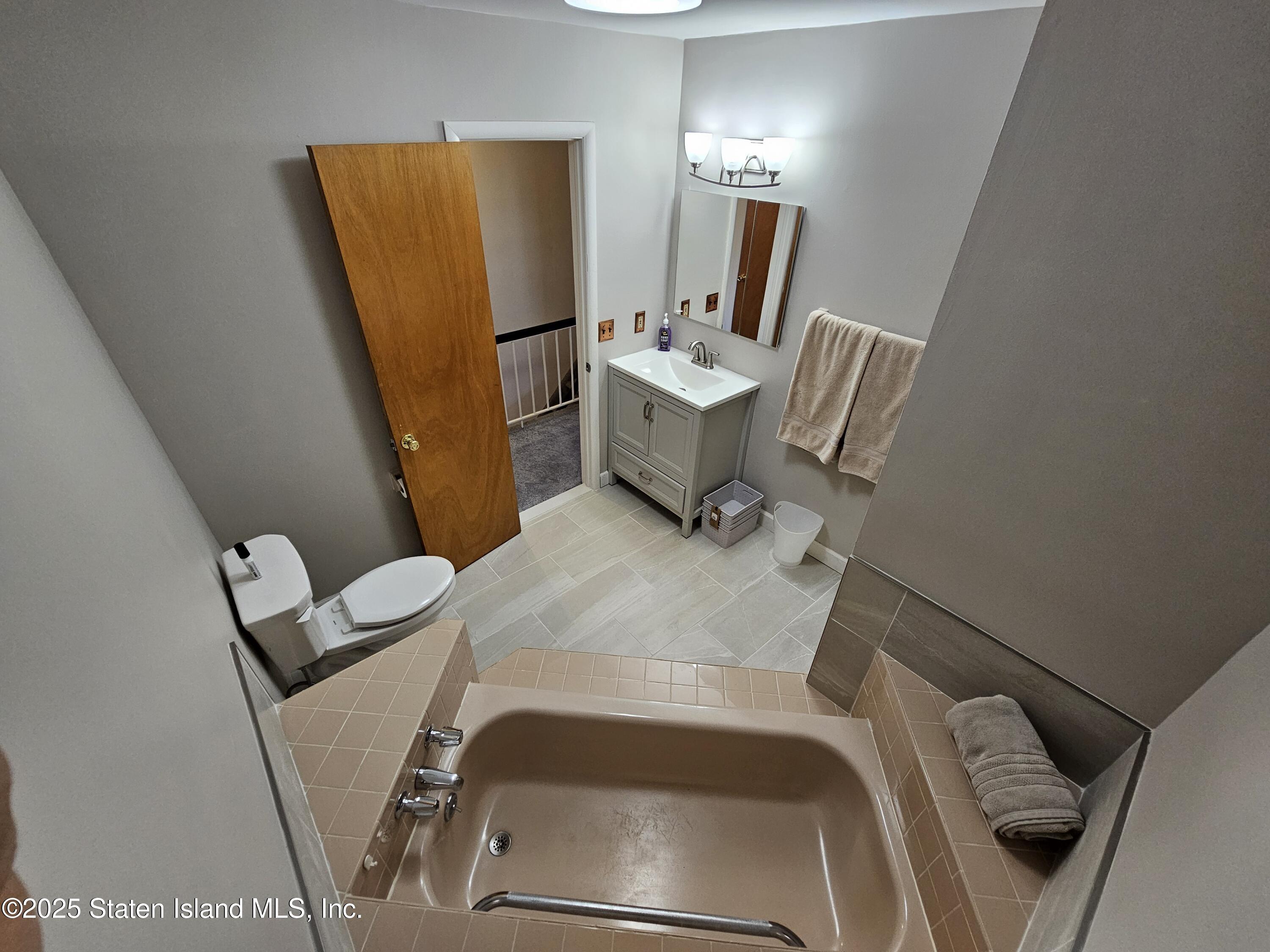 65 Country Drive A, Staten Island, NY, 10314 image 15