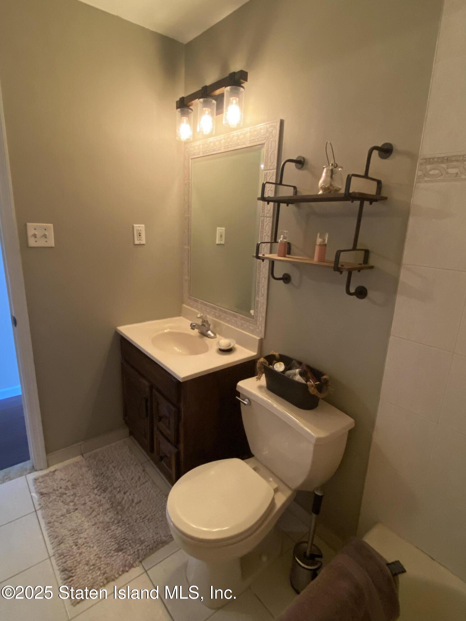 11 Jessica Lane, Staten Island, NY, 10309 image 25