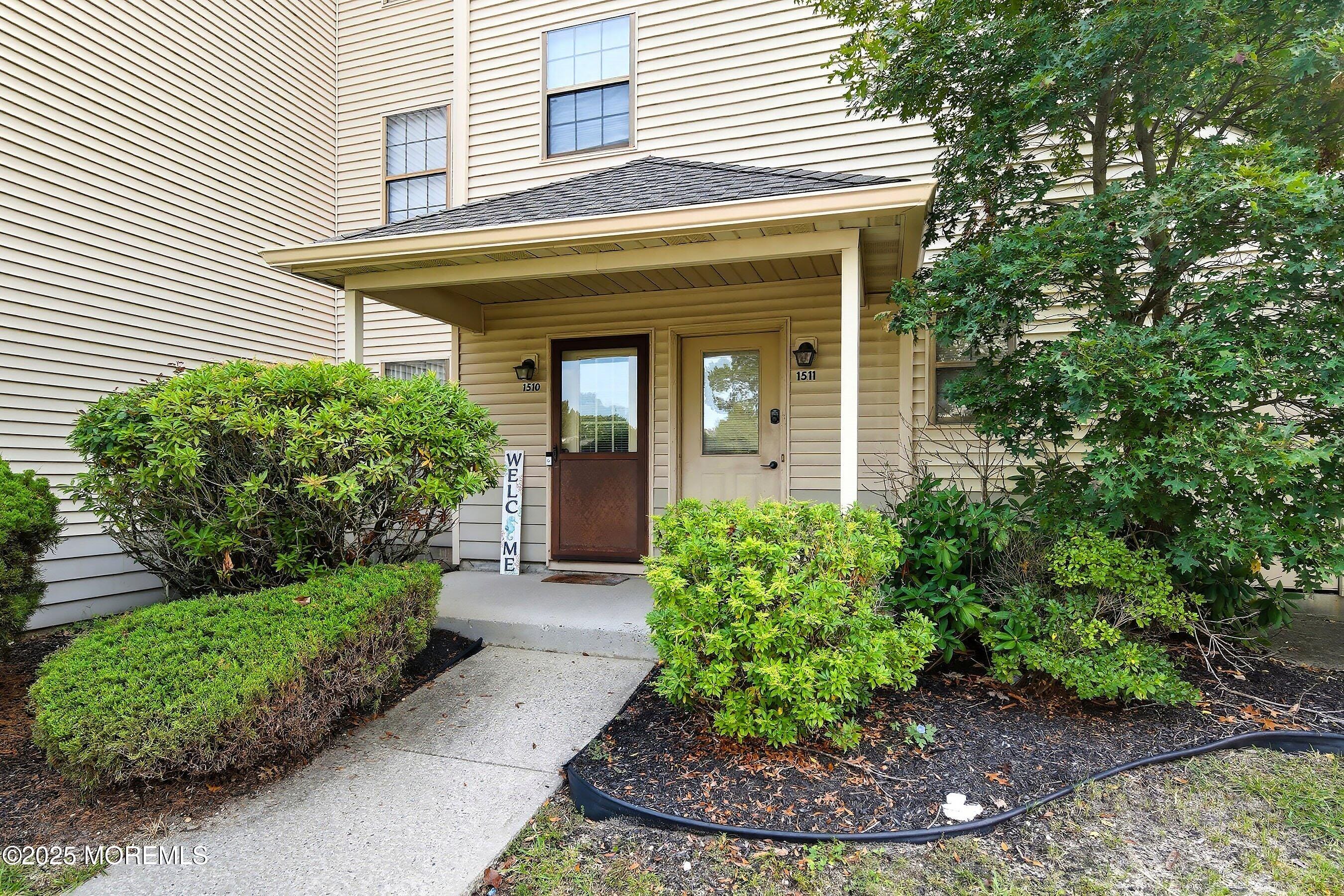 1510 Dahlia Court Image 2