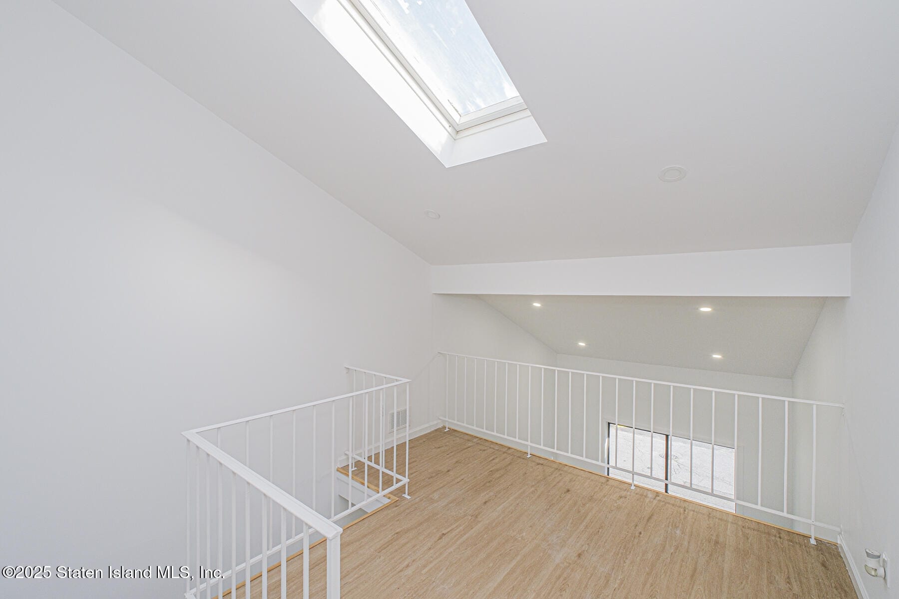 94 Wolkoff Lane, Staten Island, NY, 10303 image 21