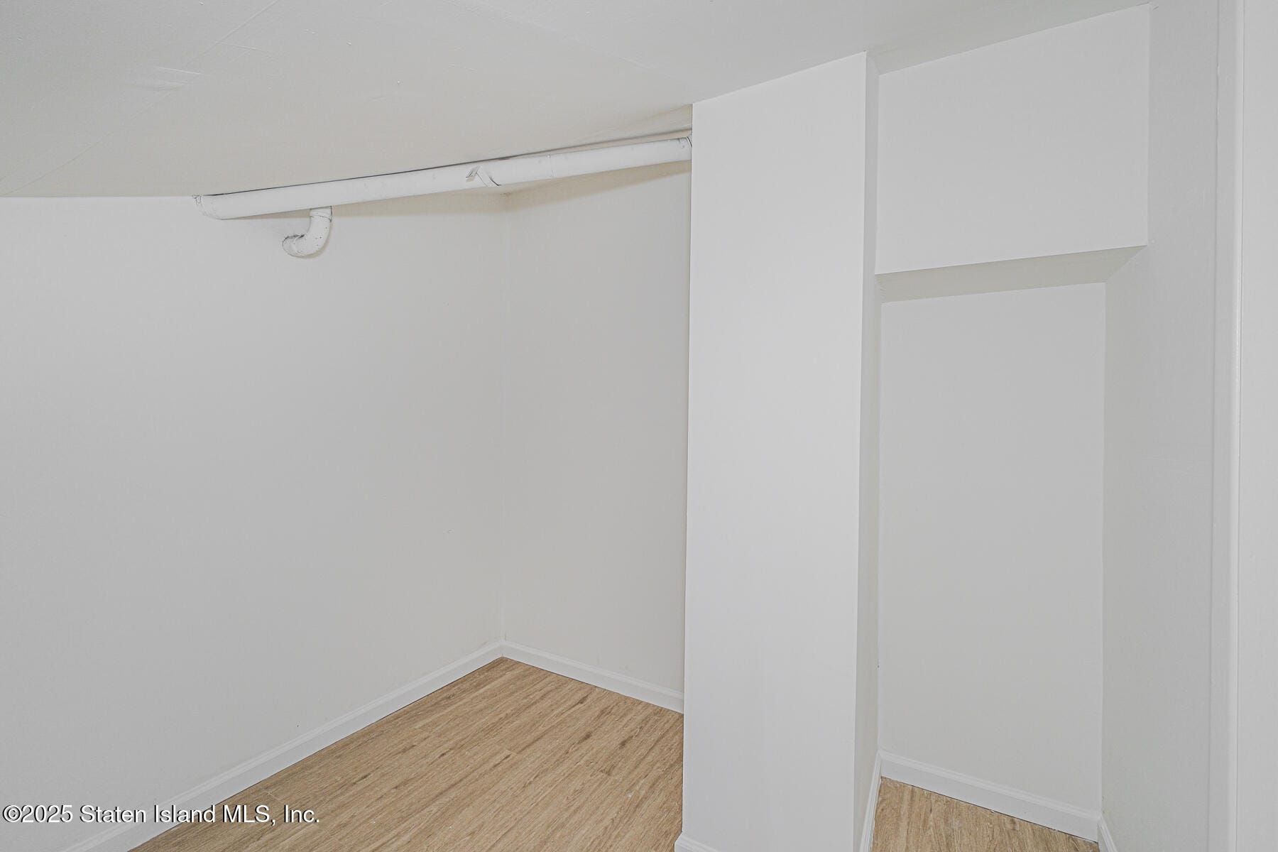 94 Wolkoff Lane, Staten Island, NY, 10303 image 22