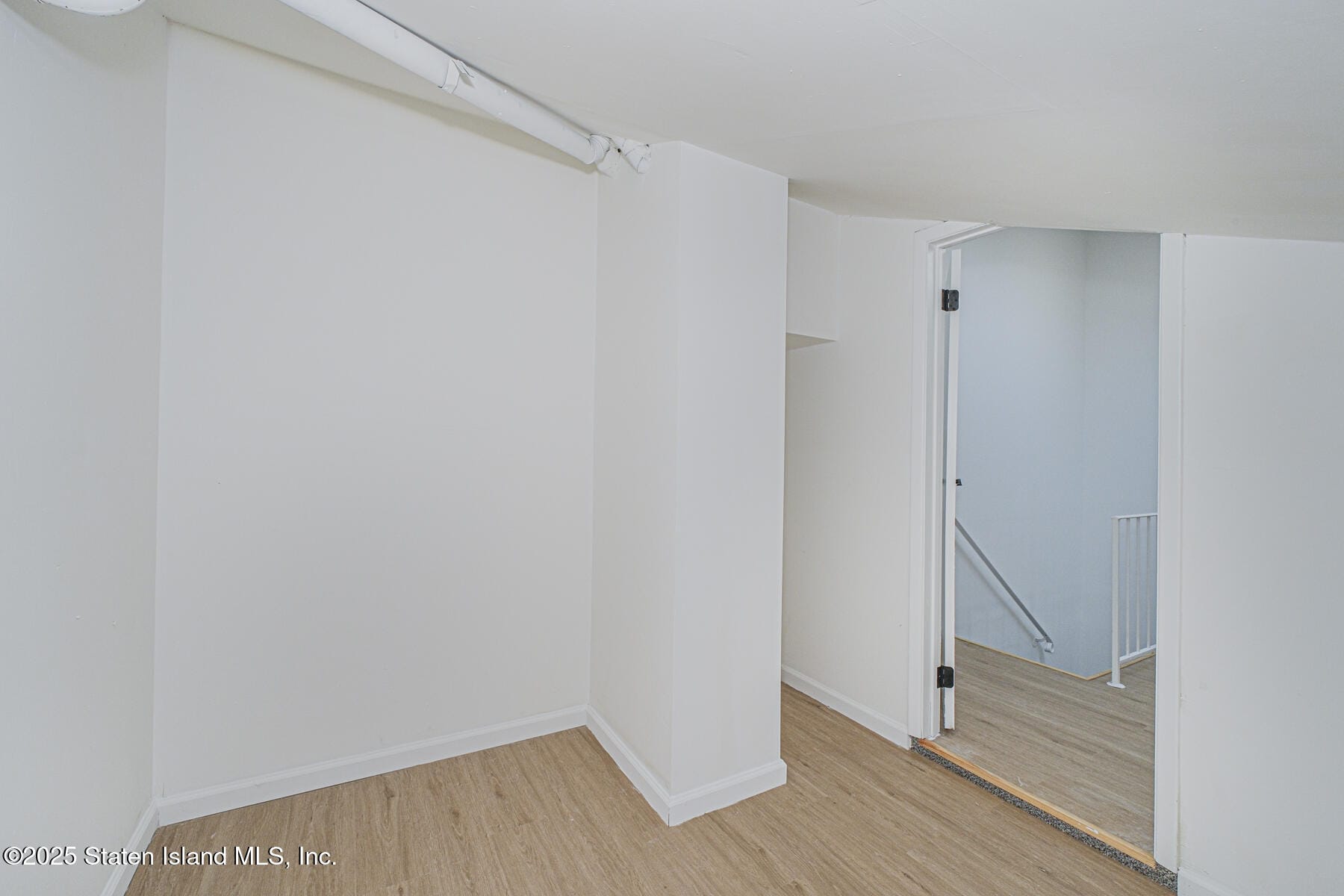 94 Wolkoff Lane, Staten Island, NY, 10303 image 23