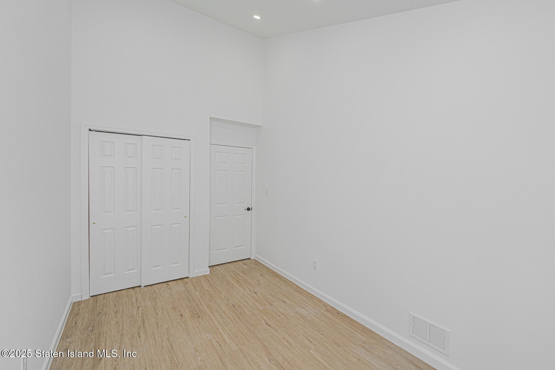 94 Wolkoff Lane, Staten Island, NY, 10303 image 24