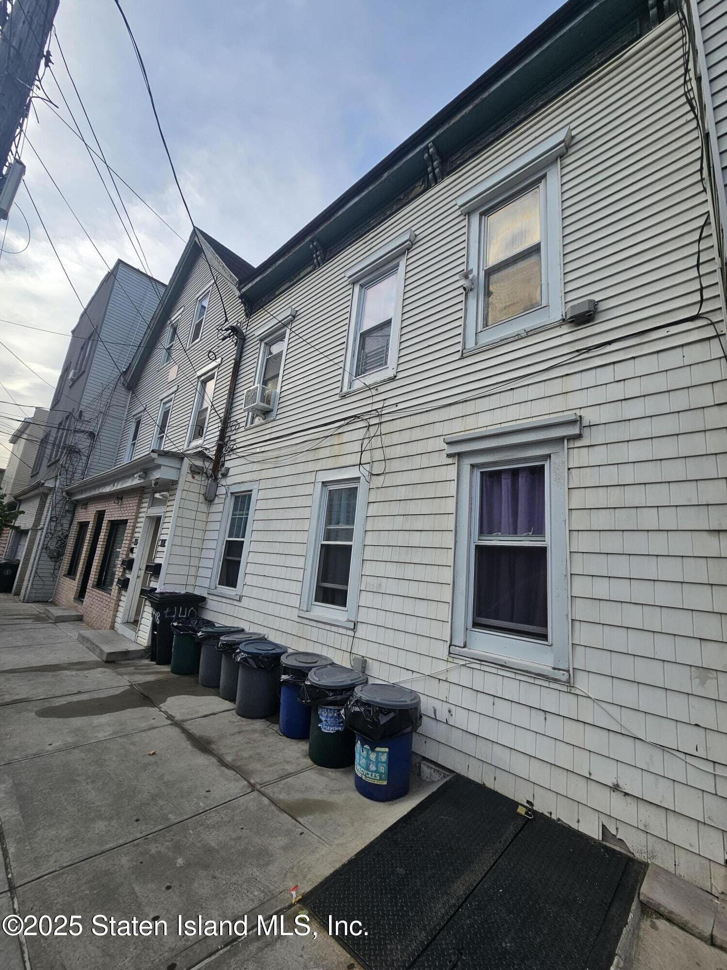 446 Jersey Street Image 3