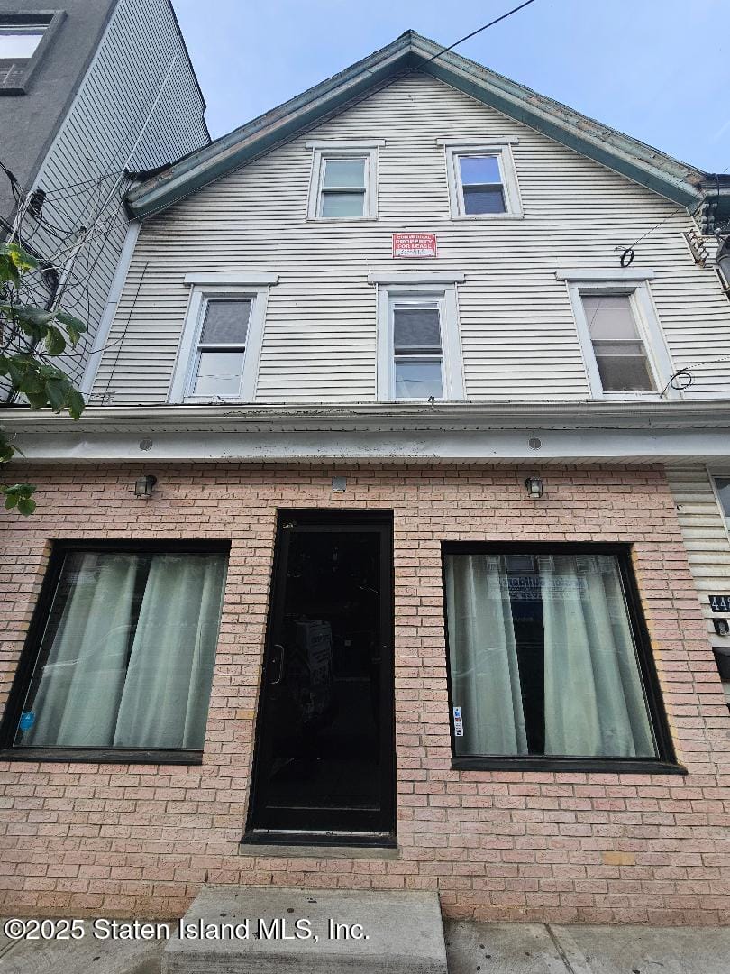 446 Jersey Street Image 1