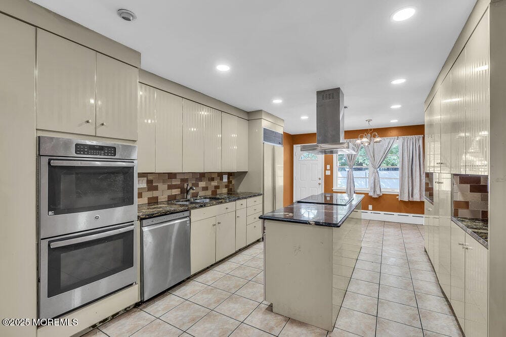 585 Noe Avenue, Woodbridge, NJ, 07095 image 14