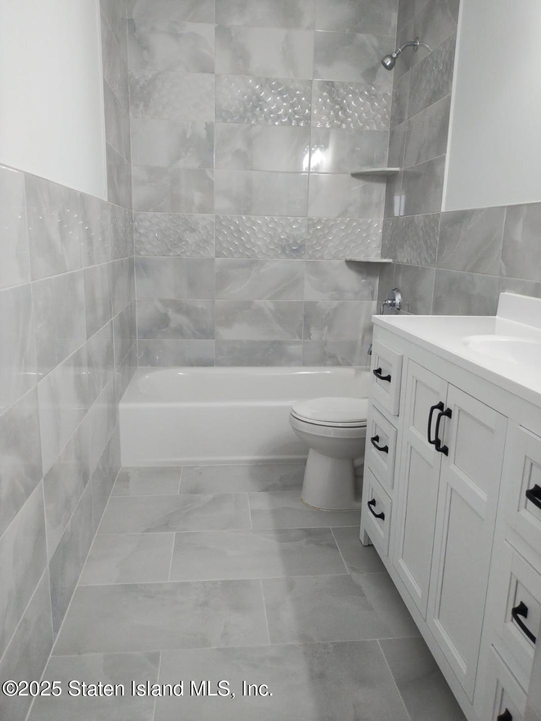 335 Oakland Avenue, Staten Island, NY, 10310 image 11