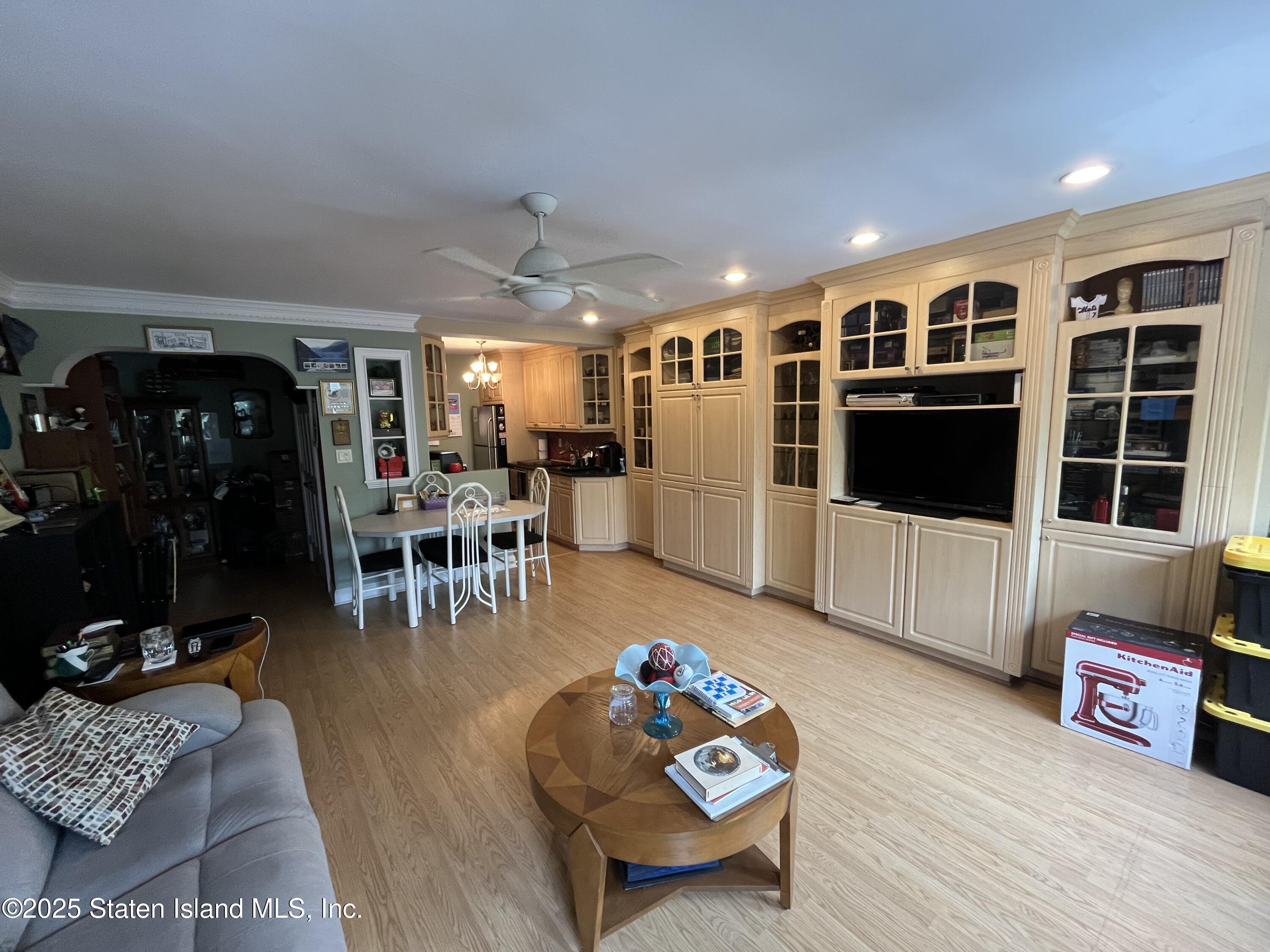 1100 Clove Road 2n, Staten Island, NY, 10301 image 10