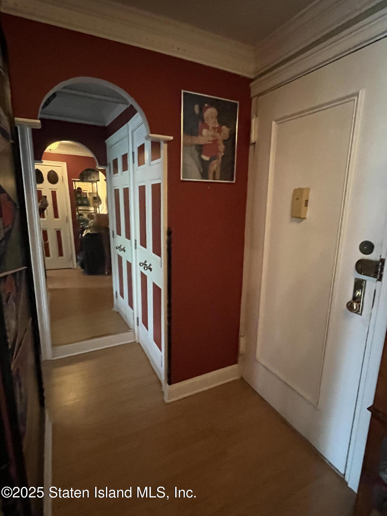 1100 Clove Road 2n Image 5