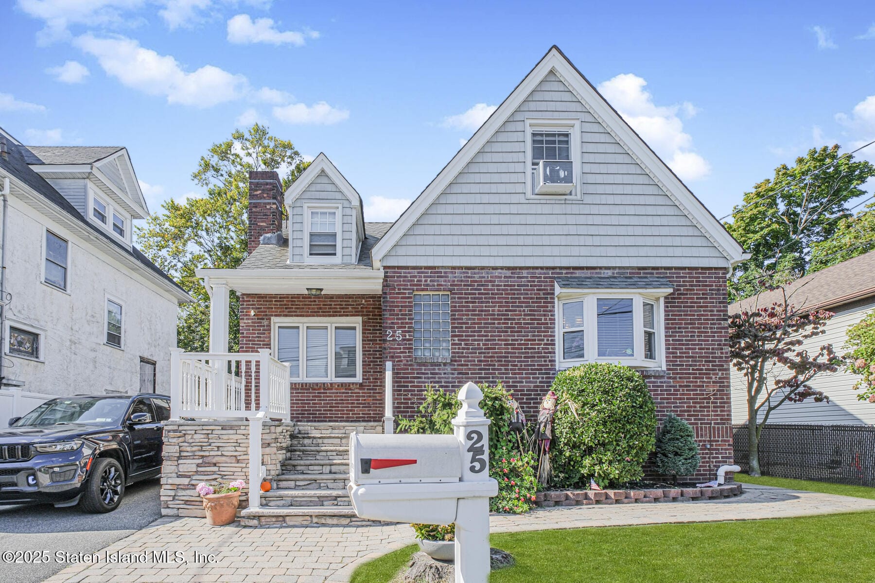 25 4th Street Image 1