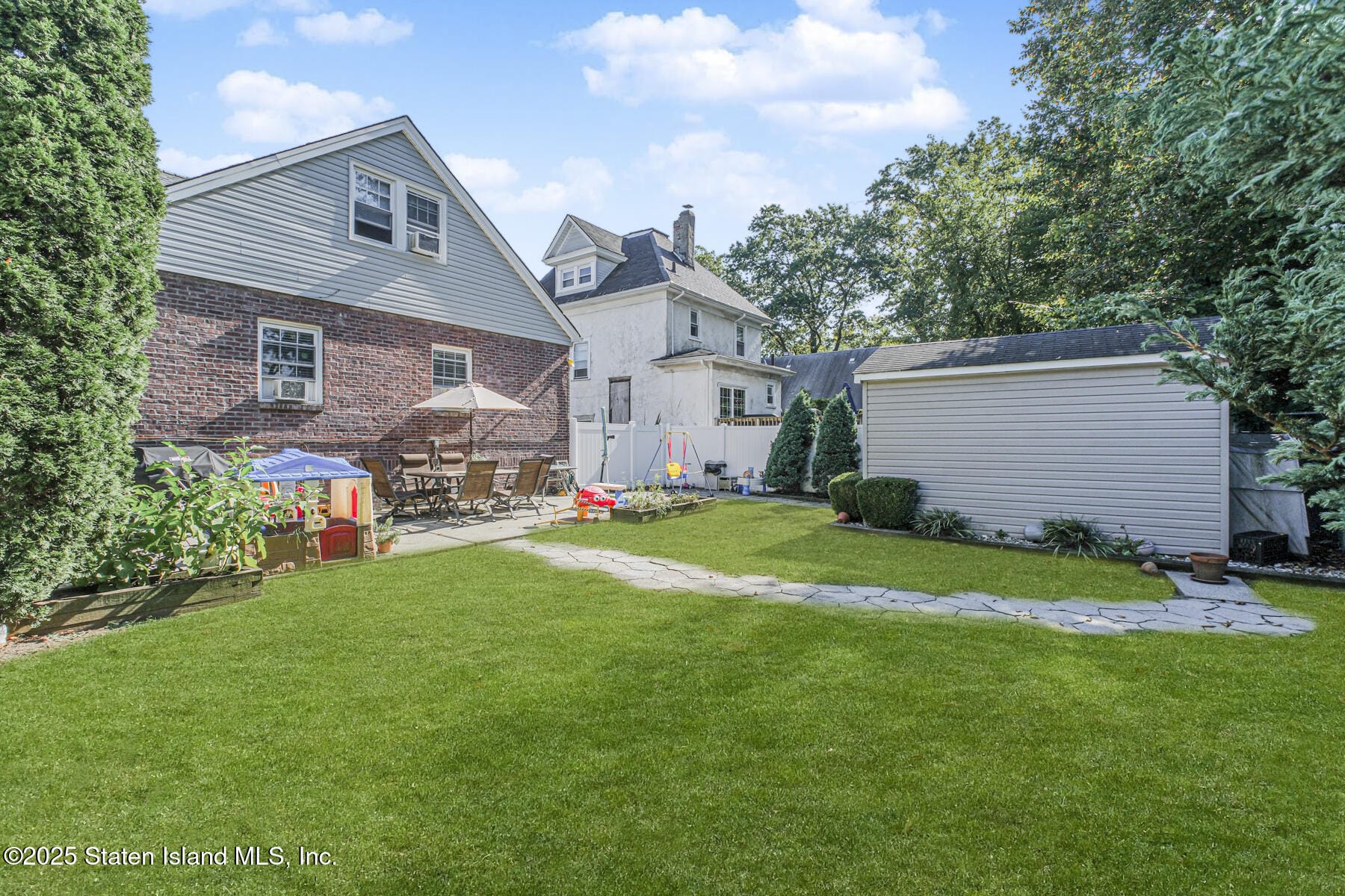 25 4th Street Image 5