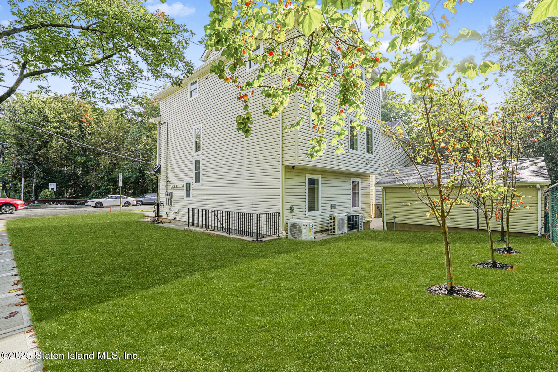 670 Arden Avenue Image 4