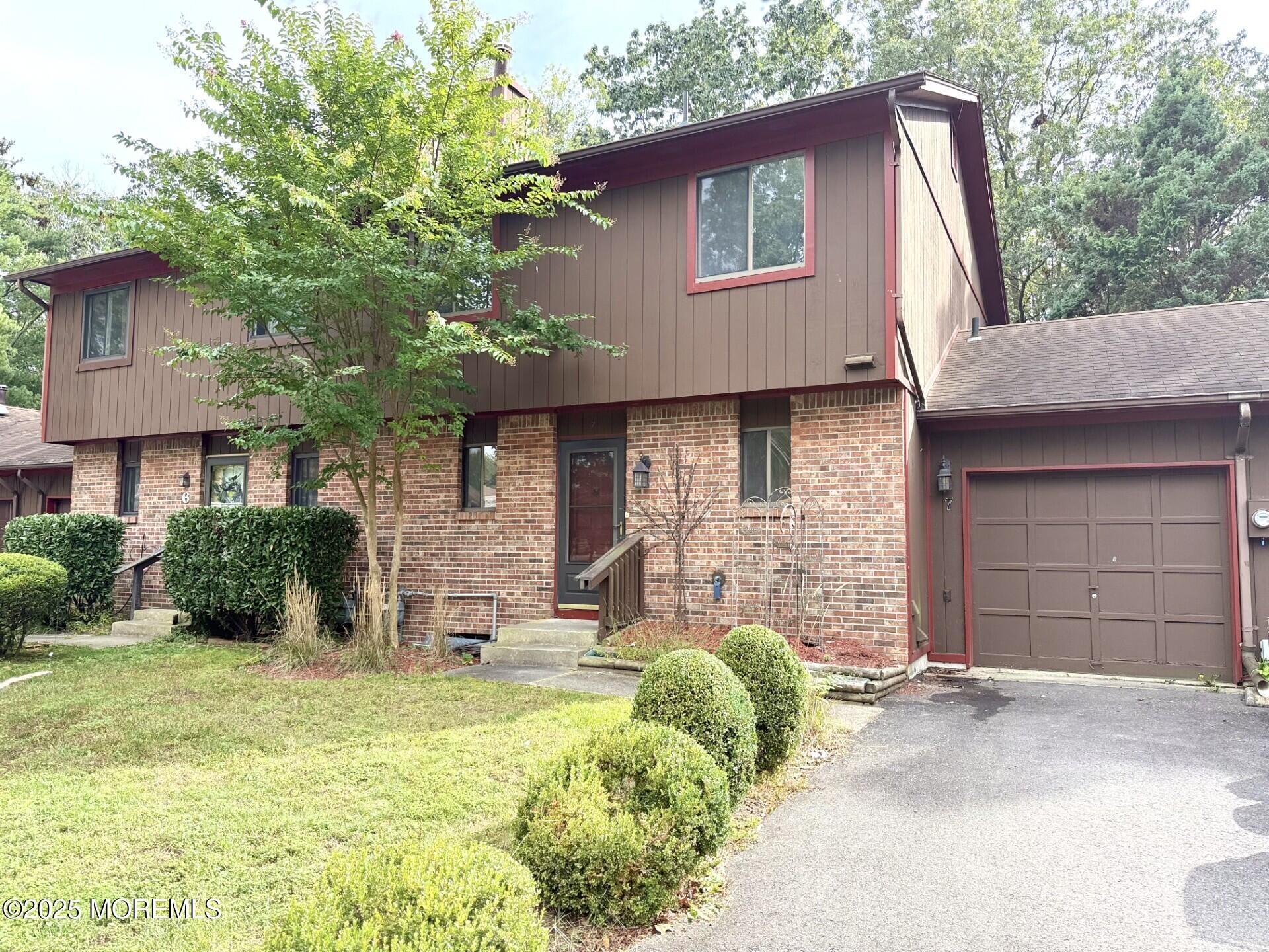 7 Cardinal Lane, Howell, NJ, 07731