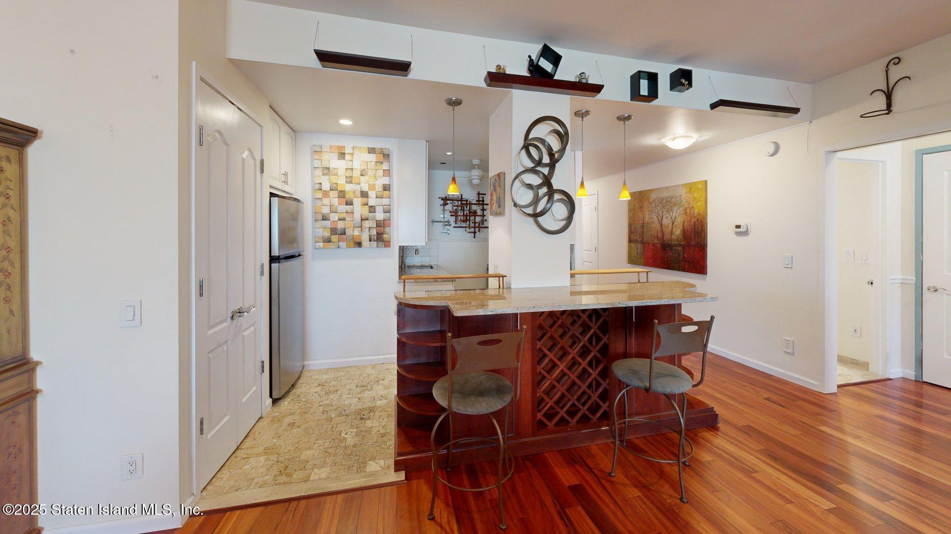 80 Bay St Landing Ph1l Image 3