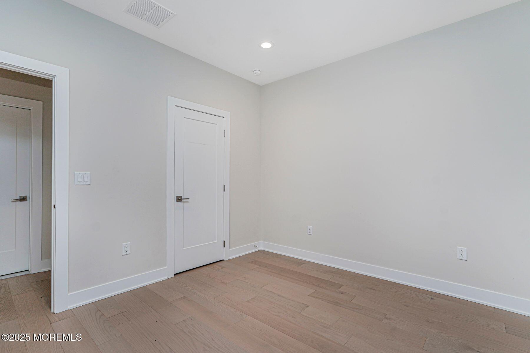 22 Edmund Way, Middletown, NJ, 07748 image 37