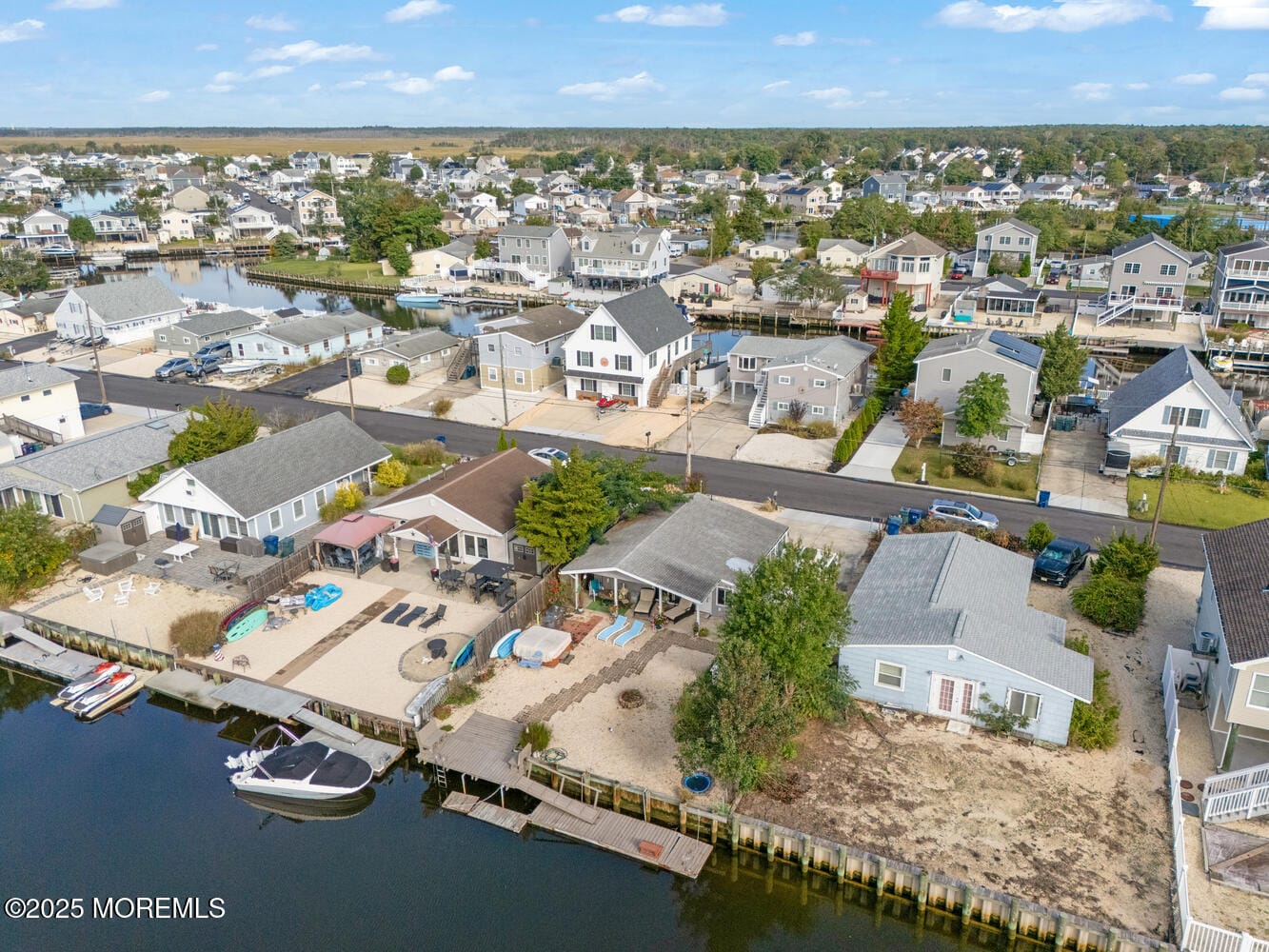 27 Lake Huron Drive Image 2